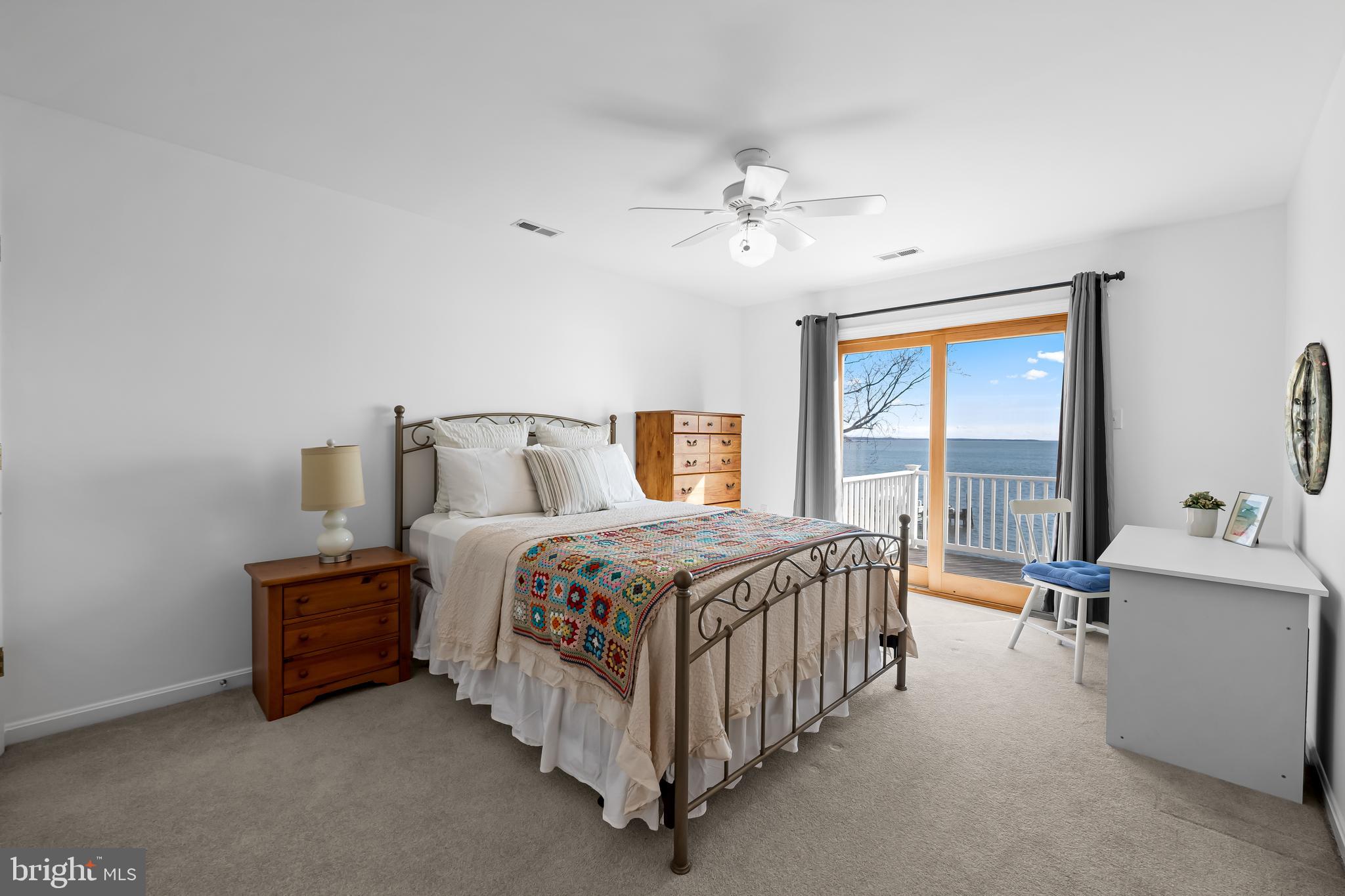 ROCKAWAY BEACH - Residential