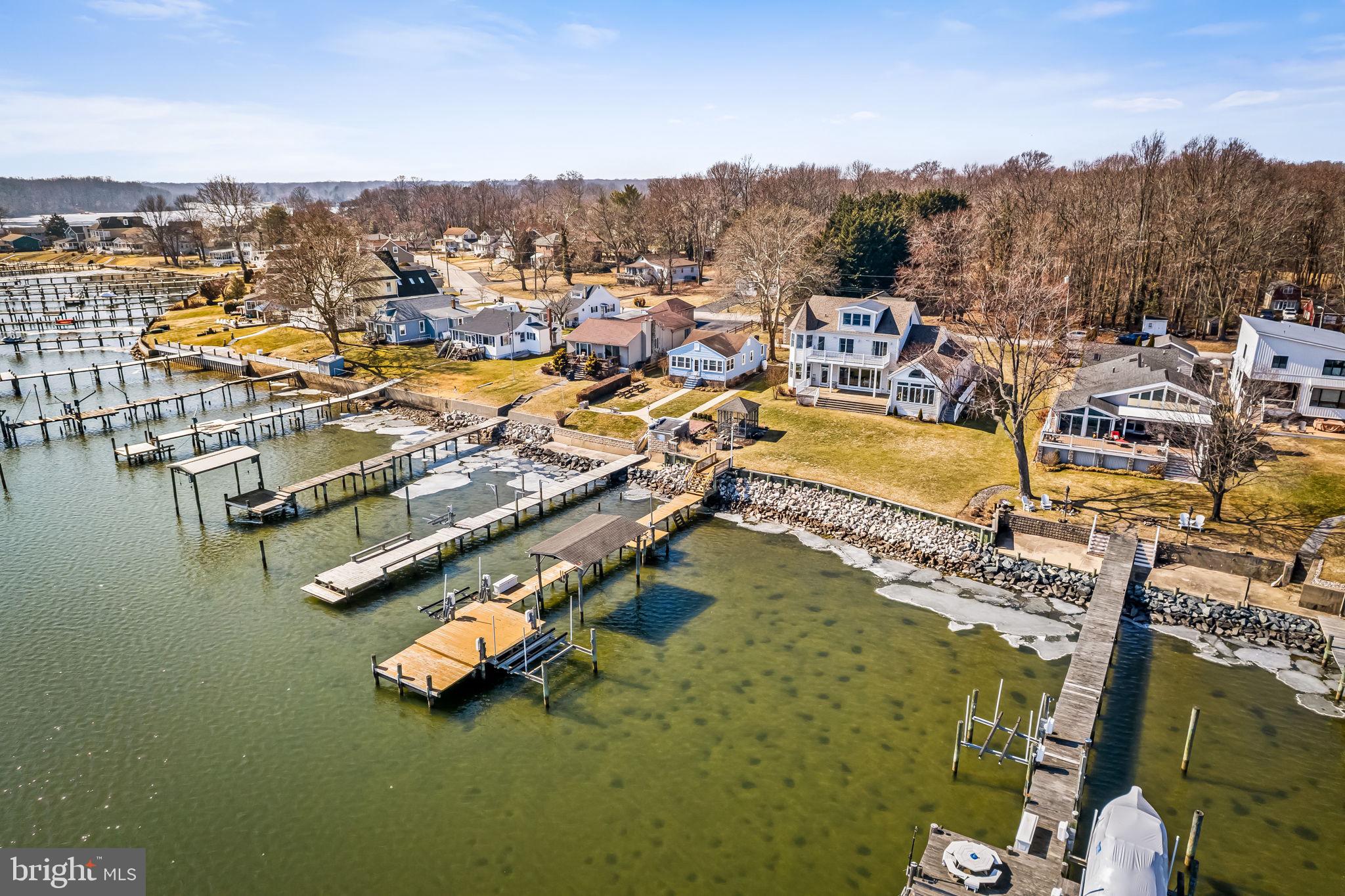 ROCKAWAY BEACH - Residential