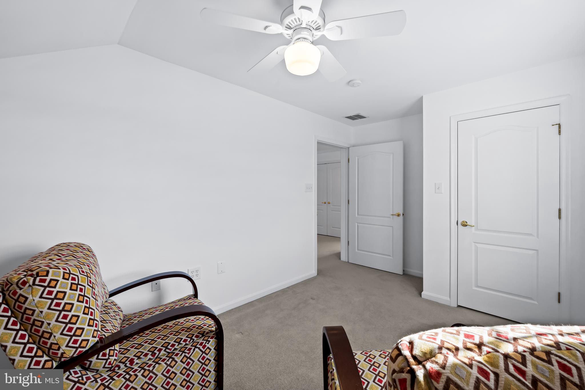 ROCKAWAY BEACH - Residential