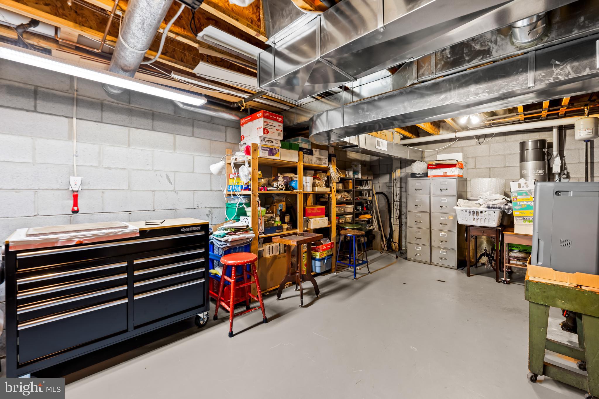 ROCKAWAY BEACH - Residential