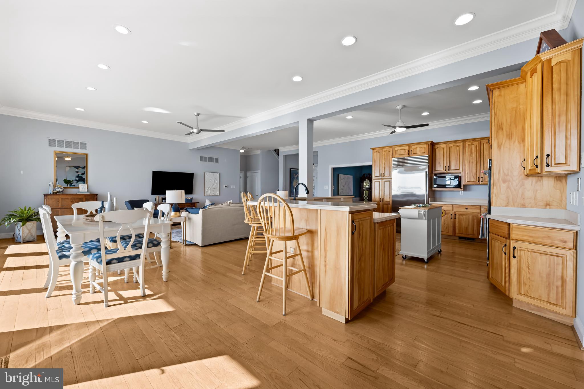 ROCKAWAY BEACH - Residential