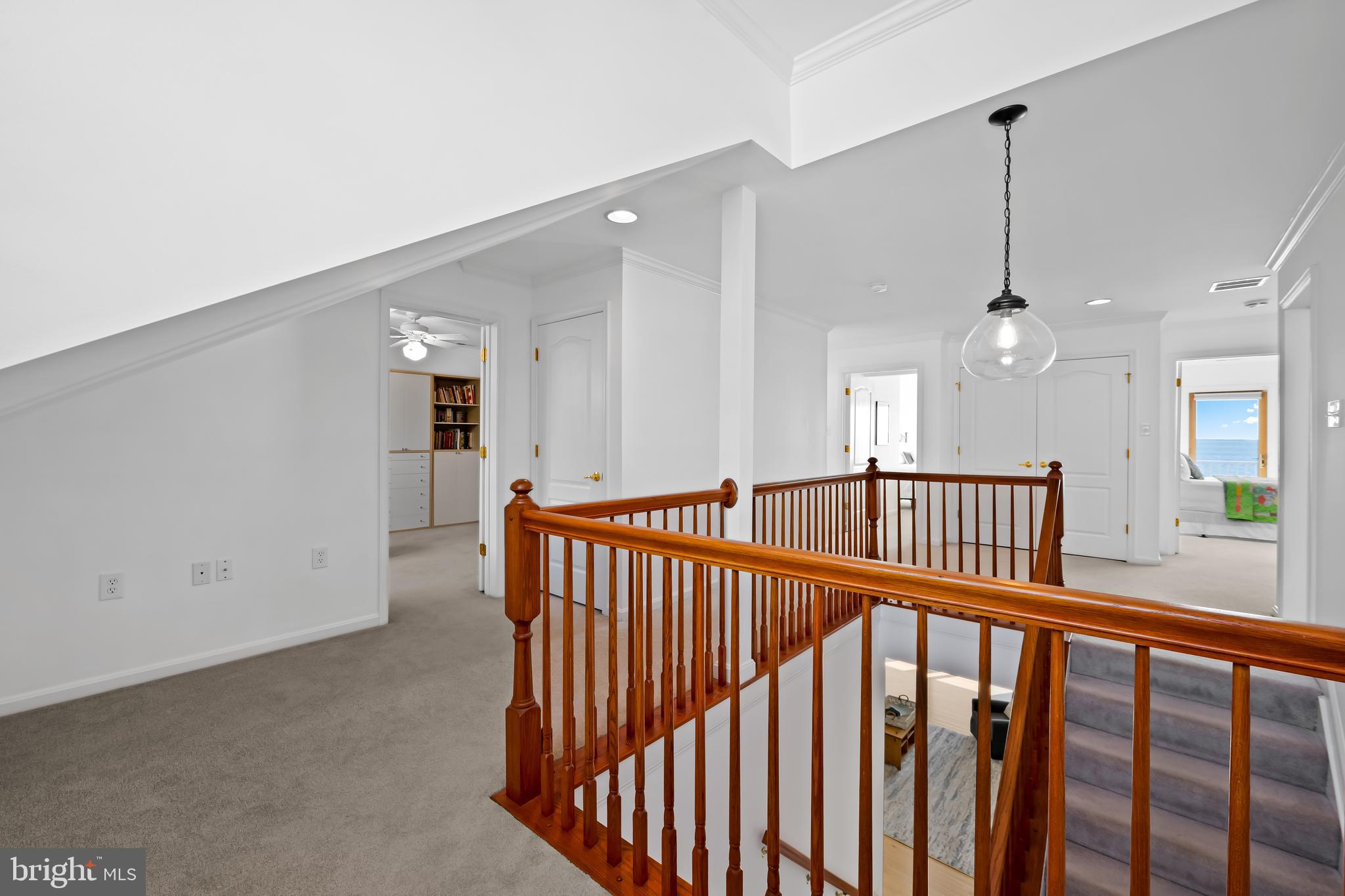 ROCKAWAY BEACH - Residential