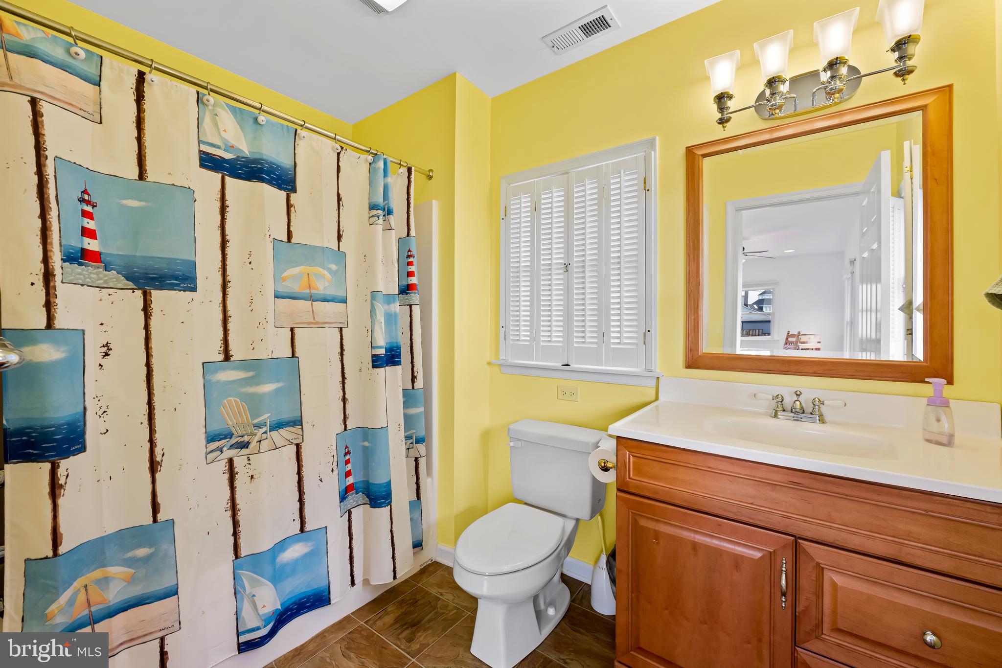 ROCKAWAY BEACH - Residential