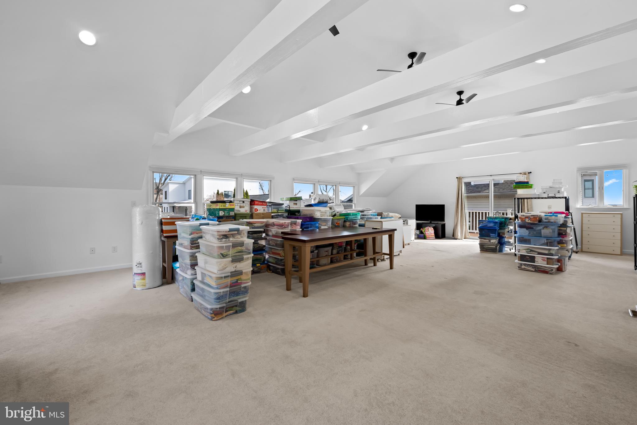 ROCKAWAY BEACH - Residential