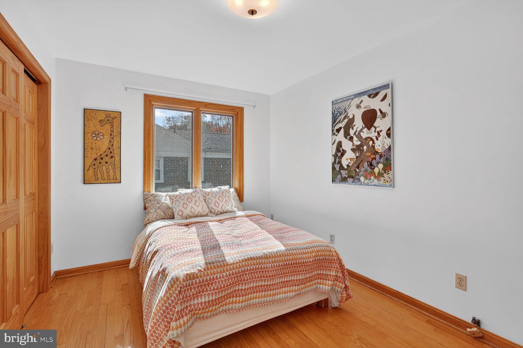 HILLANDALE - Residential