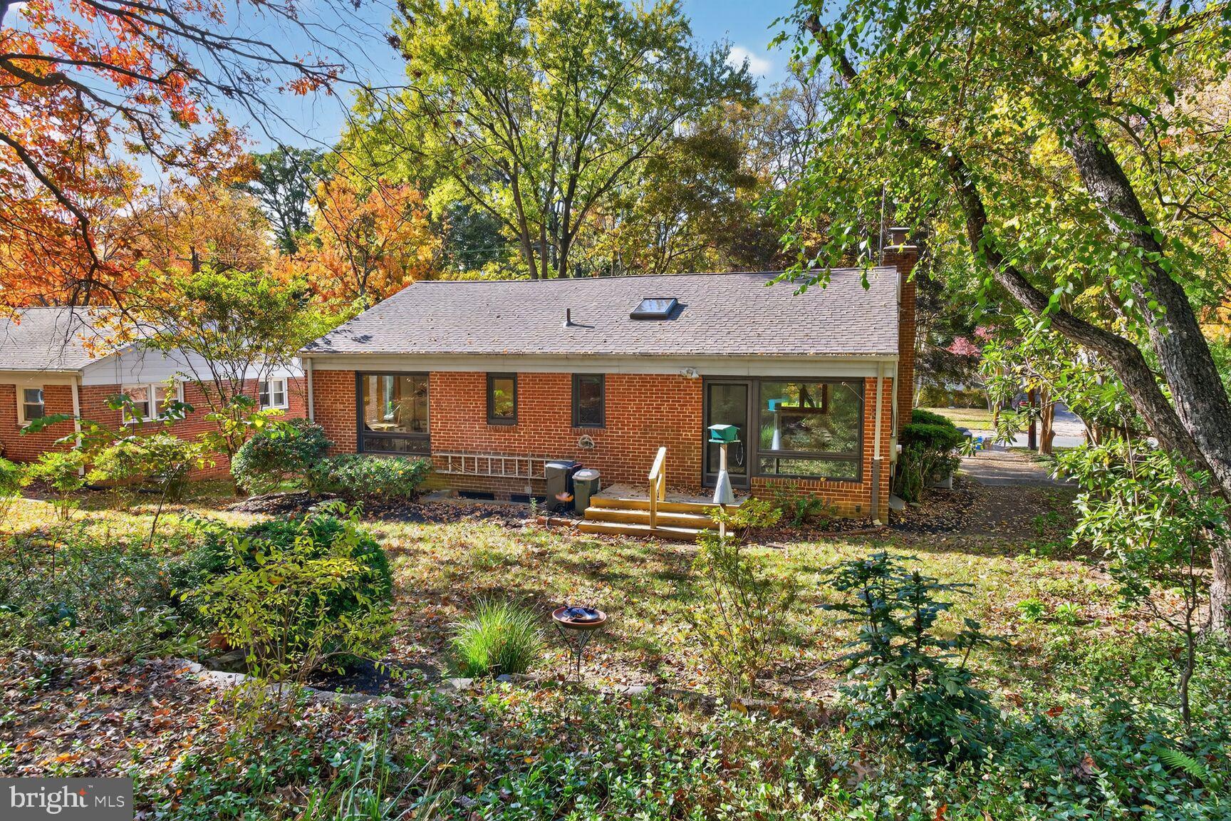 HILLANDALE - Residential