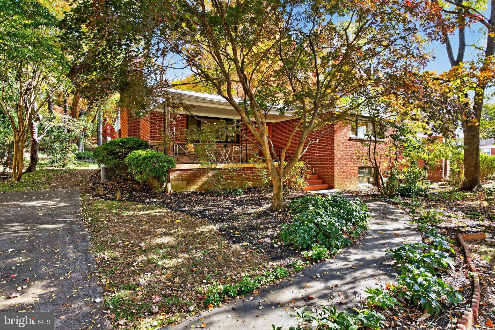 HILLANDALE - Residential