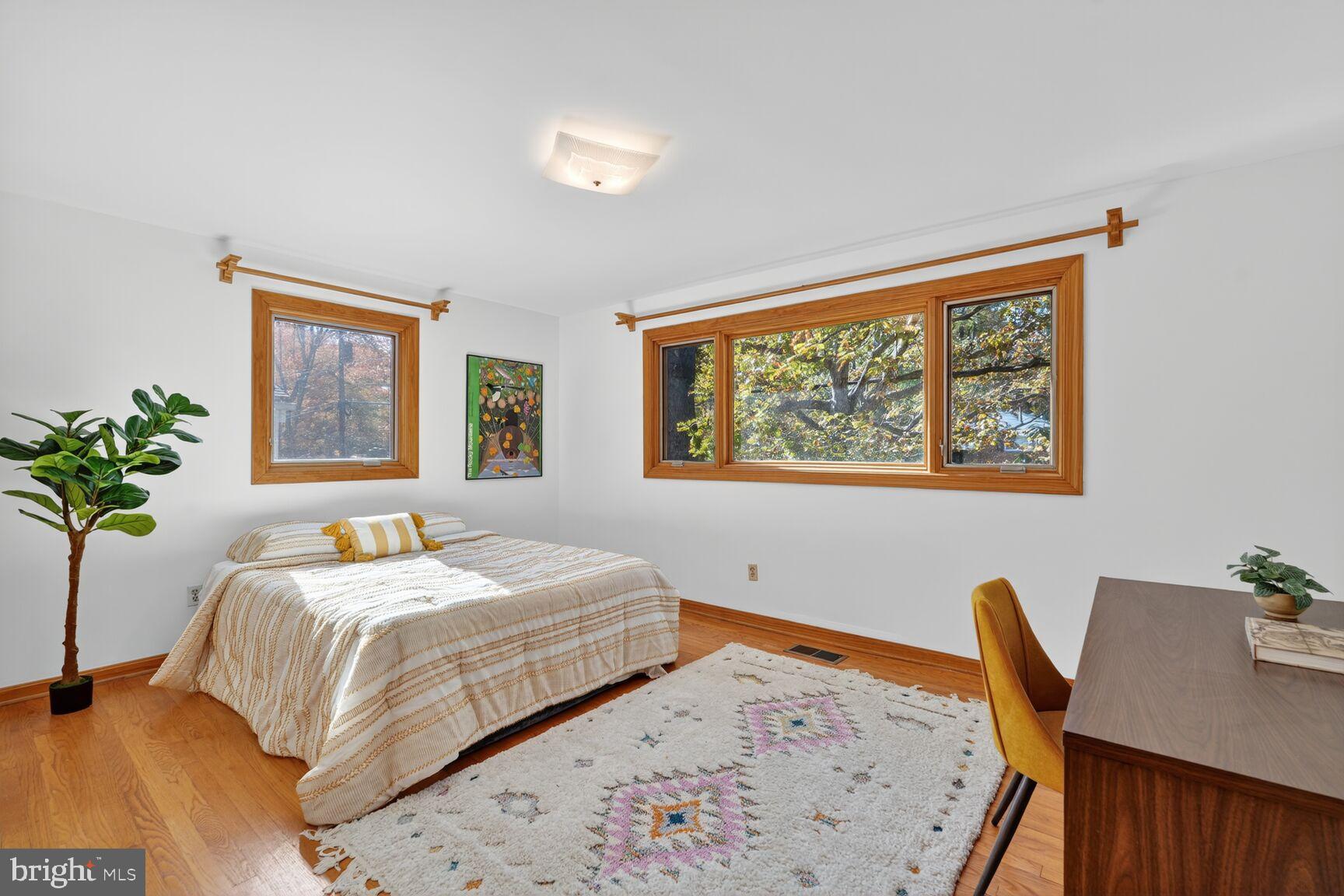 HILLANDALE - Residential