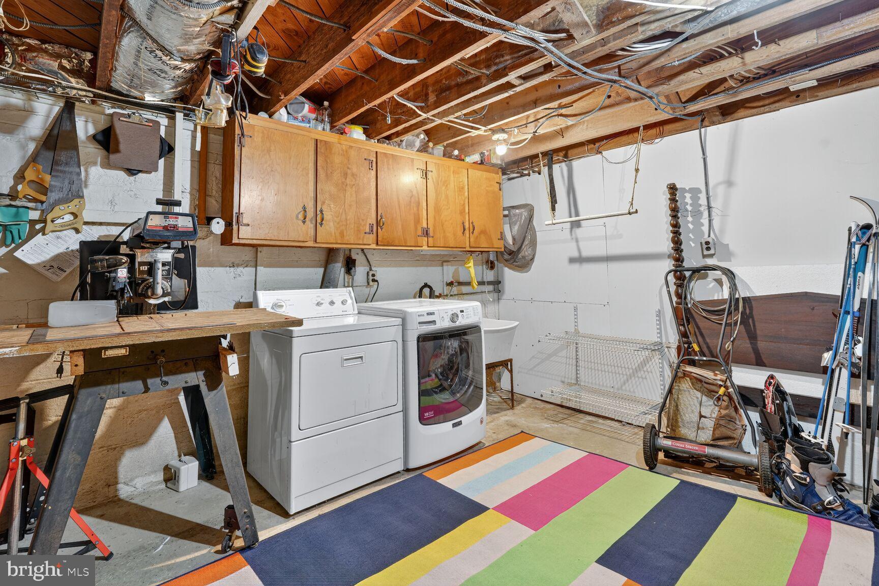 HILLANDALE - Residential