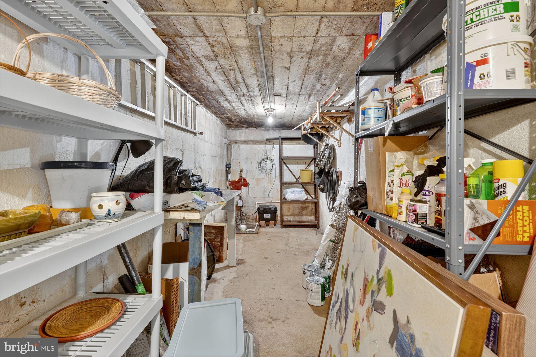 HILLANDALE - Residential