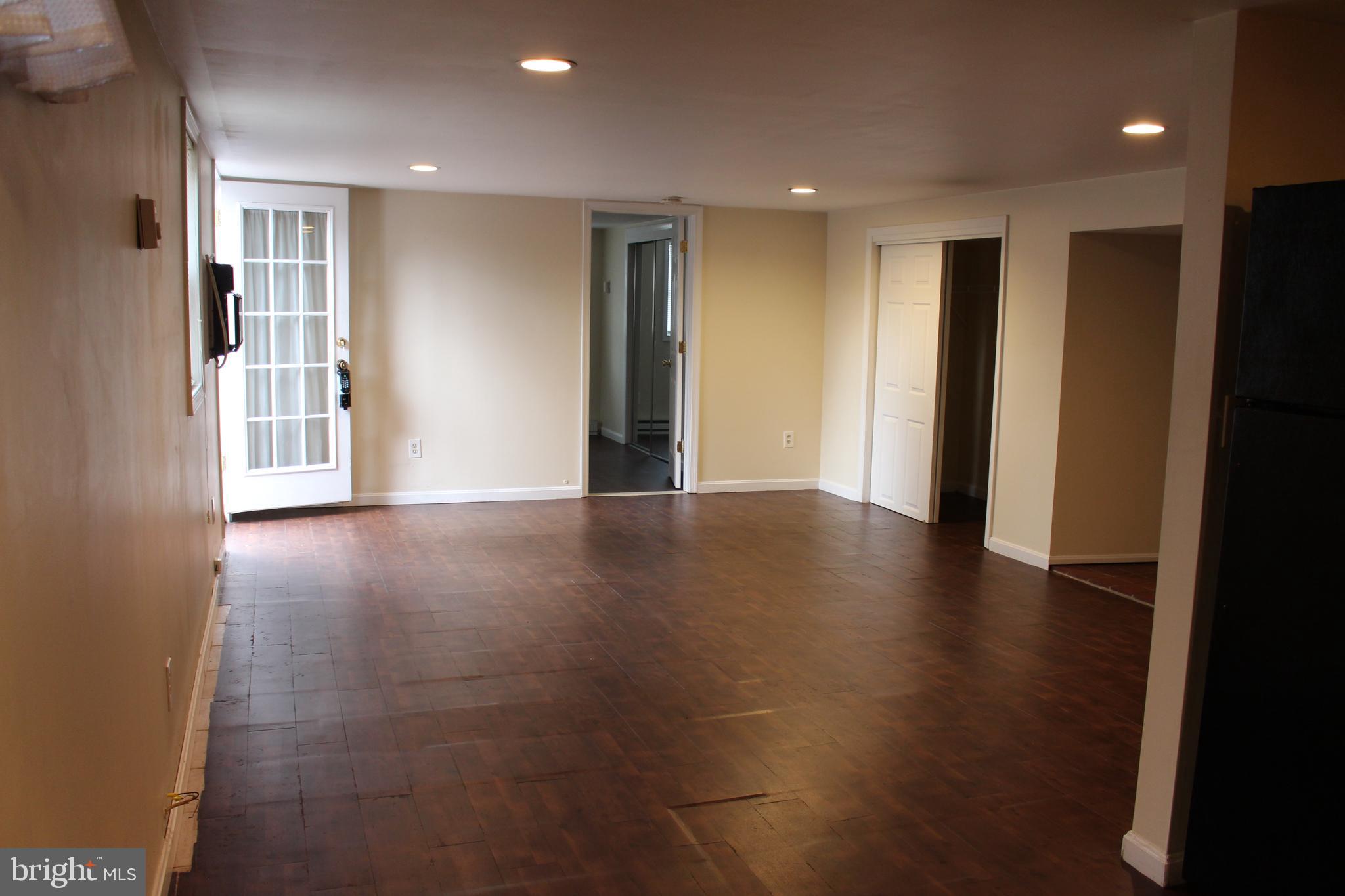 19121 WAYNE DRIVE A