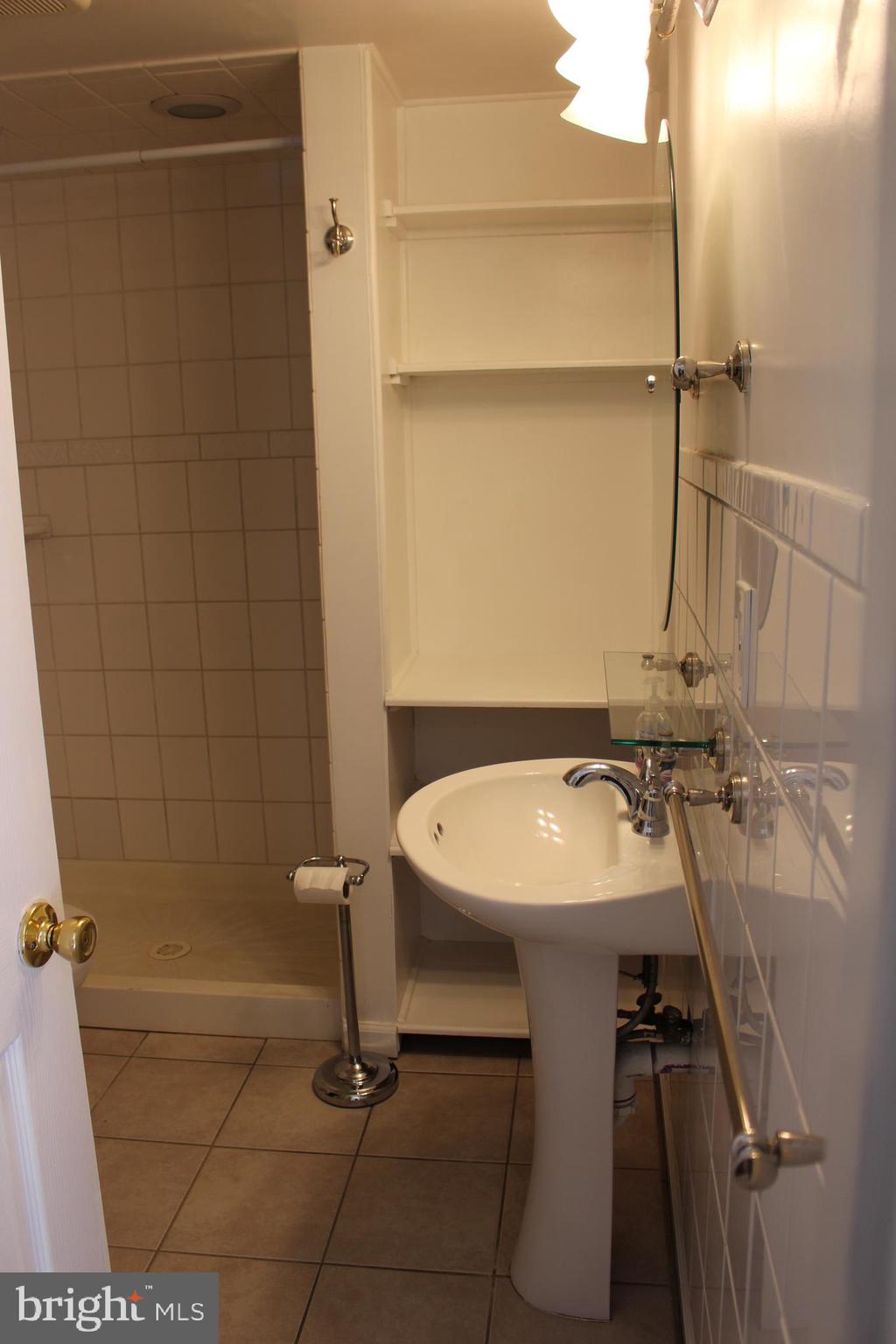 SCELZI - Residential Lease