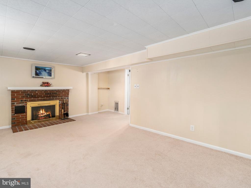 RIDGE VIEW ESTATES - Residential