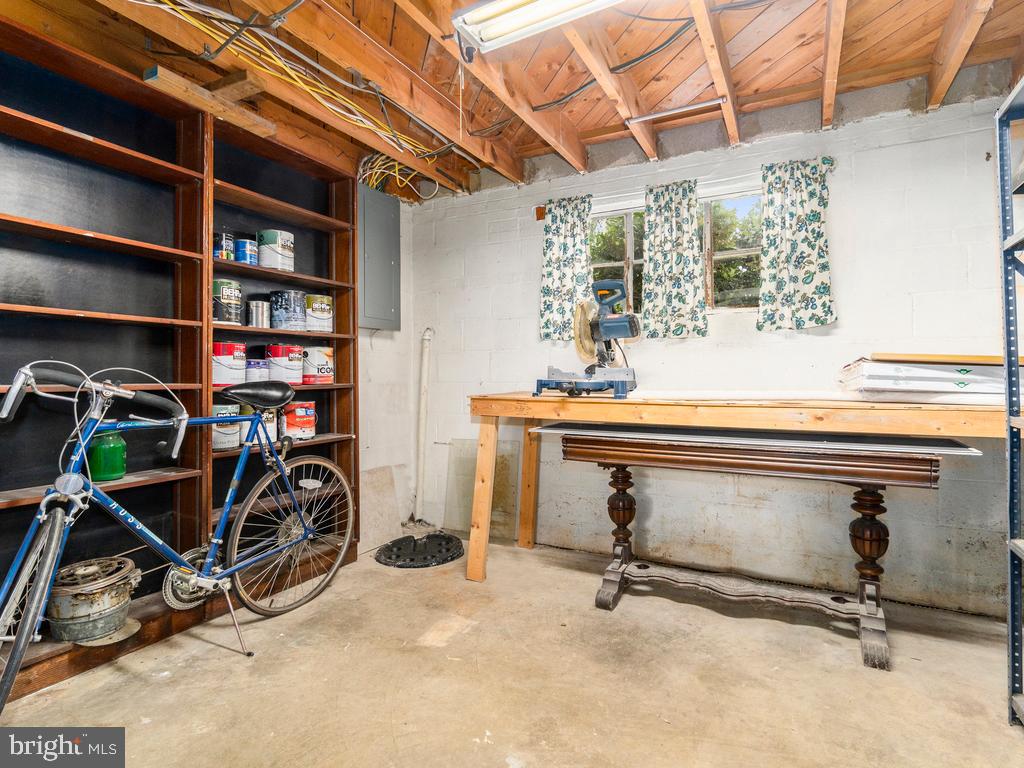 RIDGE VIEW ESTATES - Residential