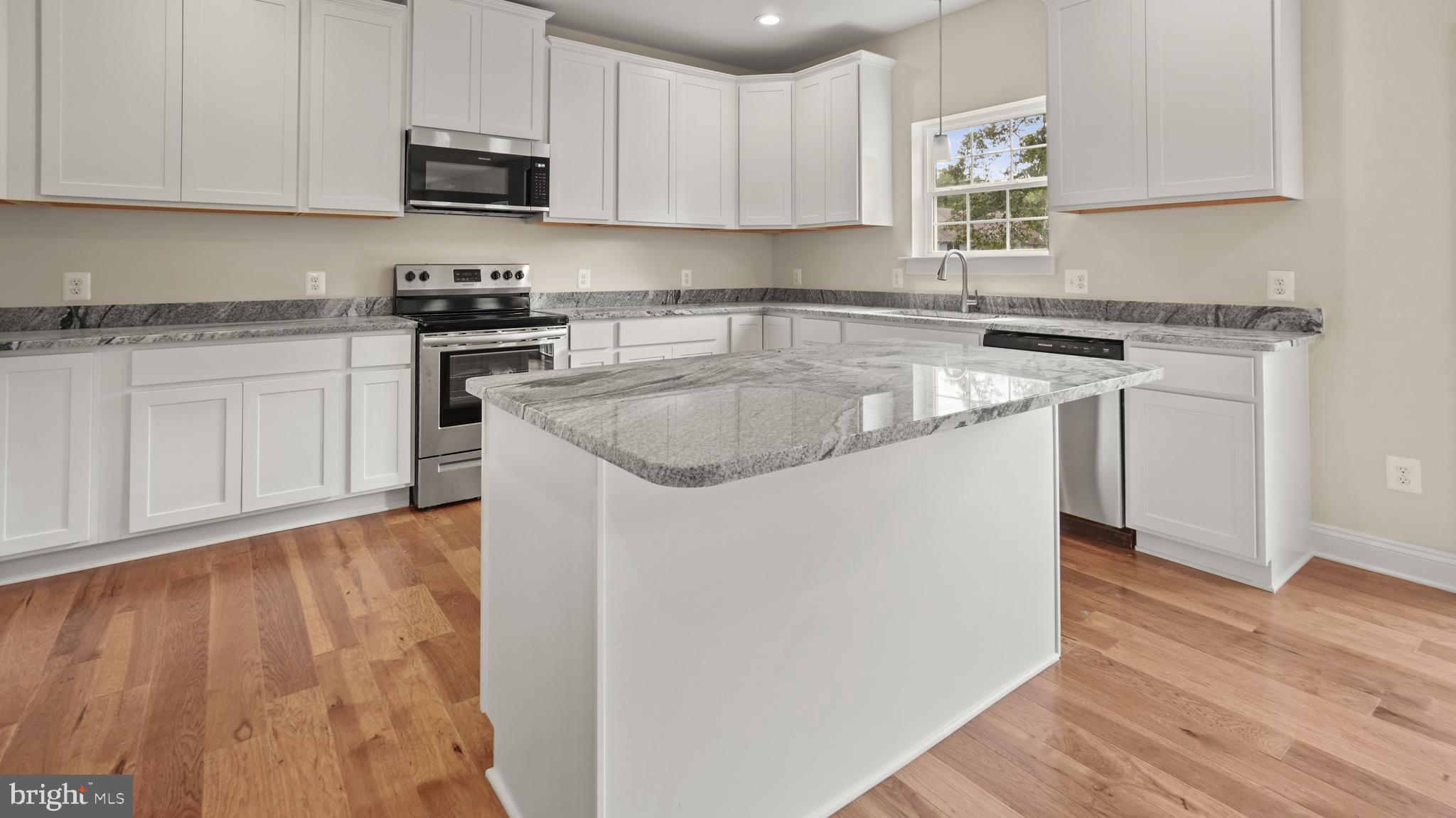 REGULARS - Residential