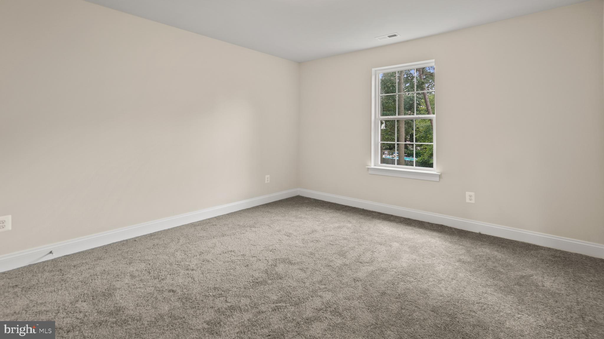 REGULARS - Residential