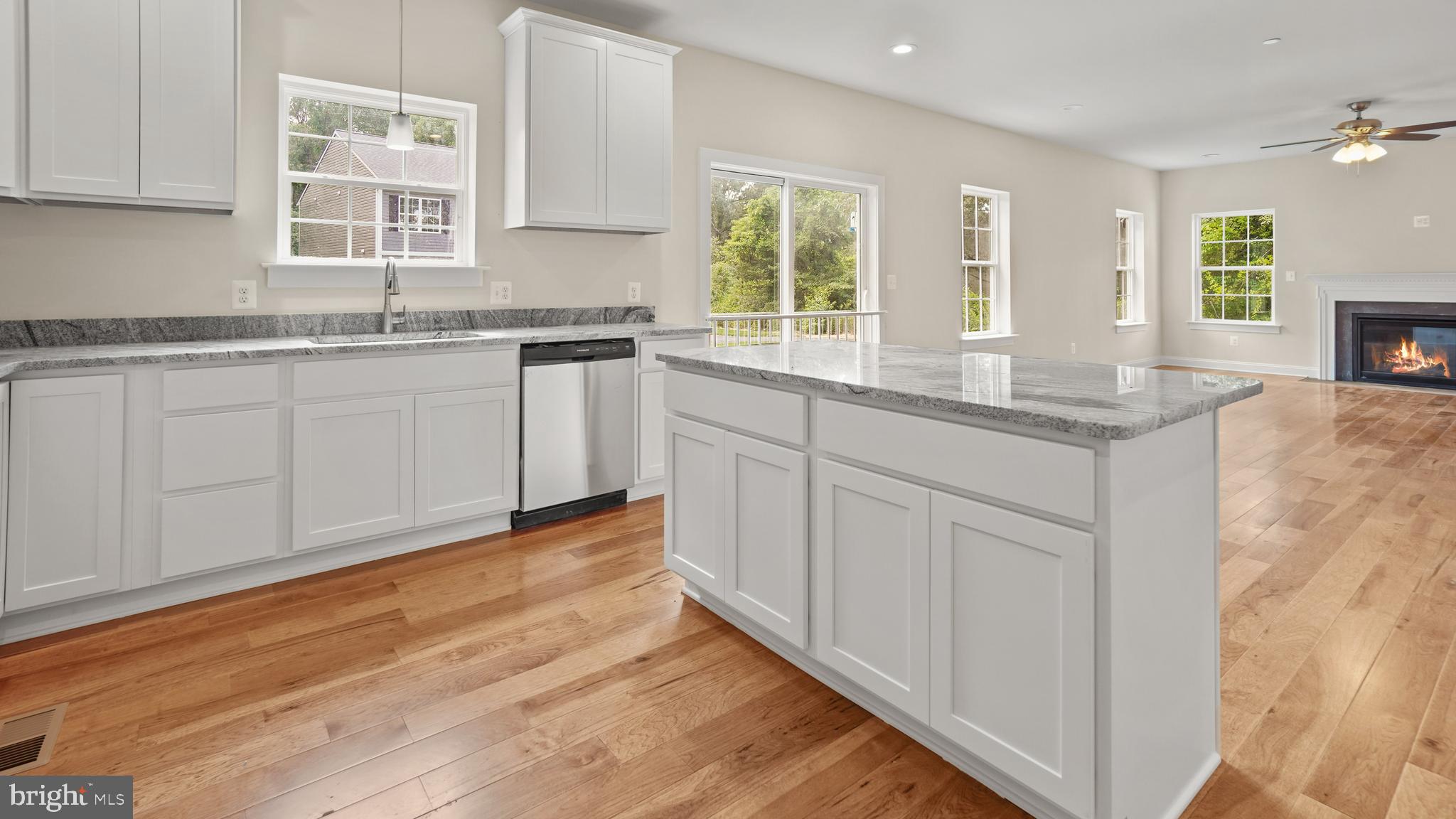 REGULARS - Residential