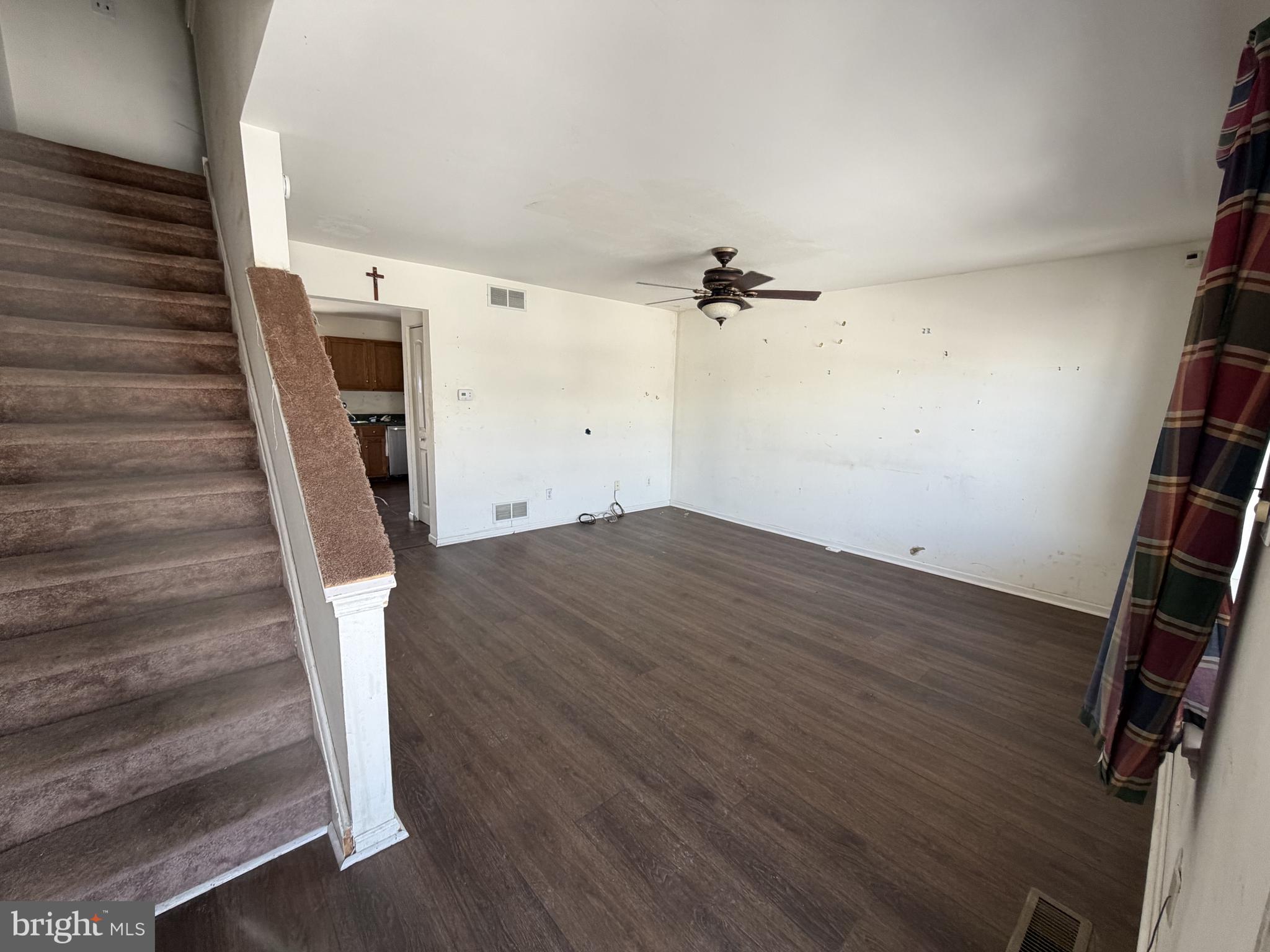 MIDDLETOWN VILLAGE - Residential