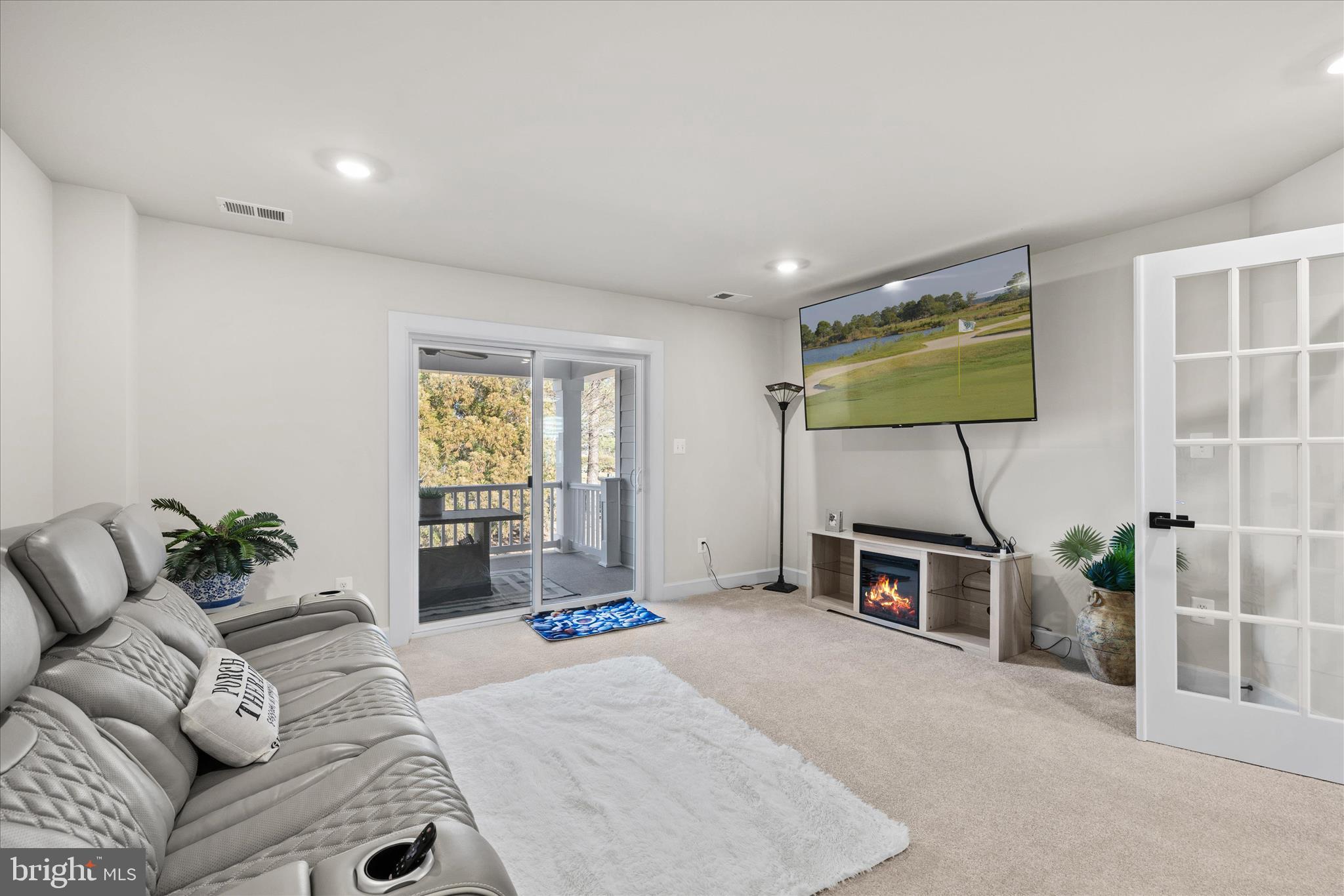 PENINSULA - Residential