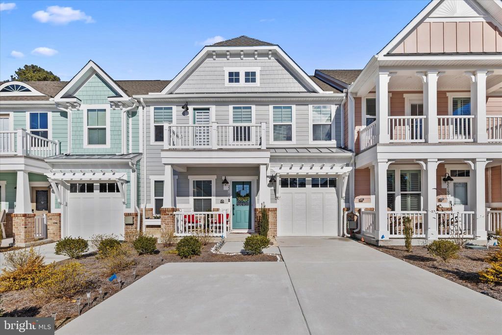 Photo of 22189 Dune Circle, MILLSBORO, DE 19966 (MLS # DESU2103158)