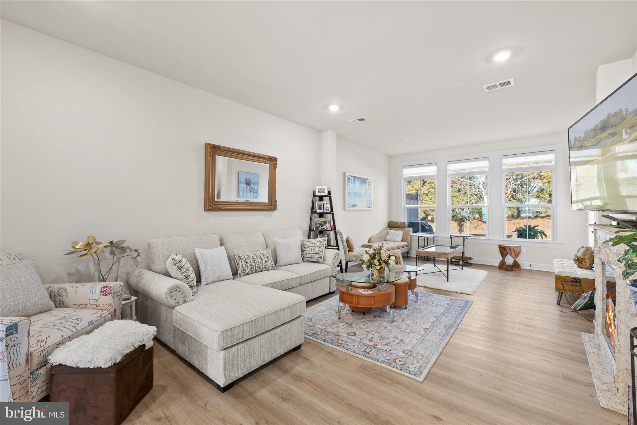 PENINSULA - Residential