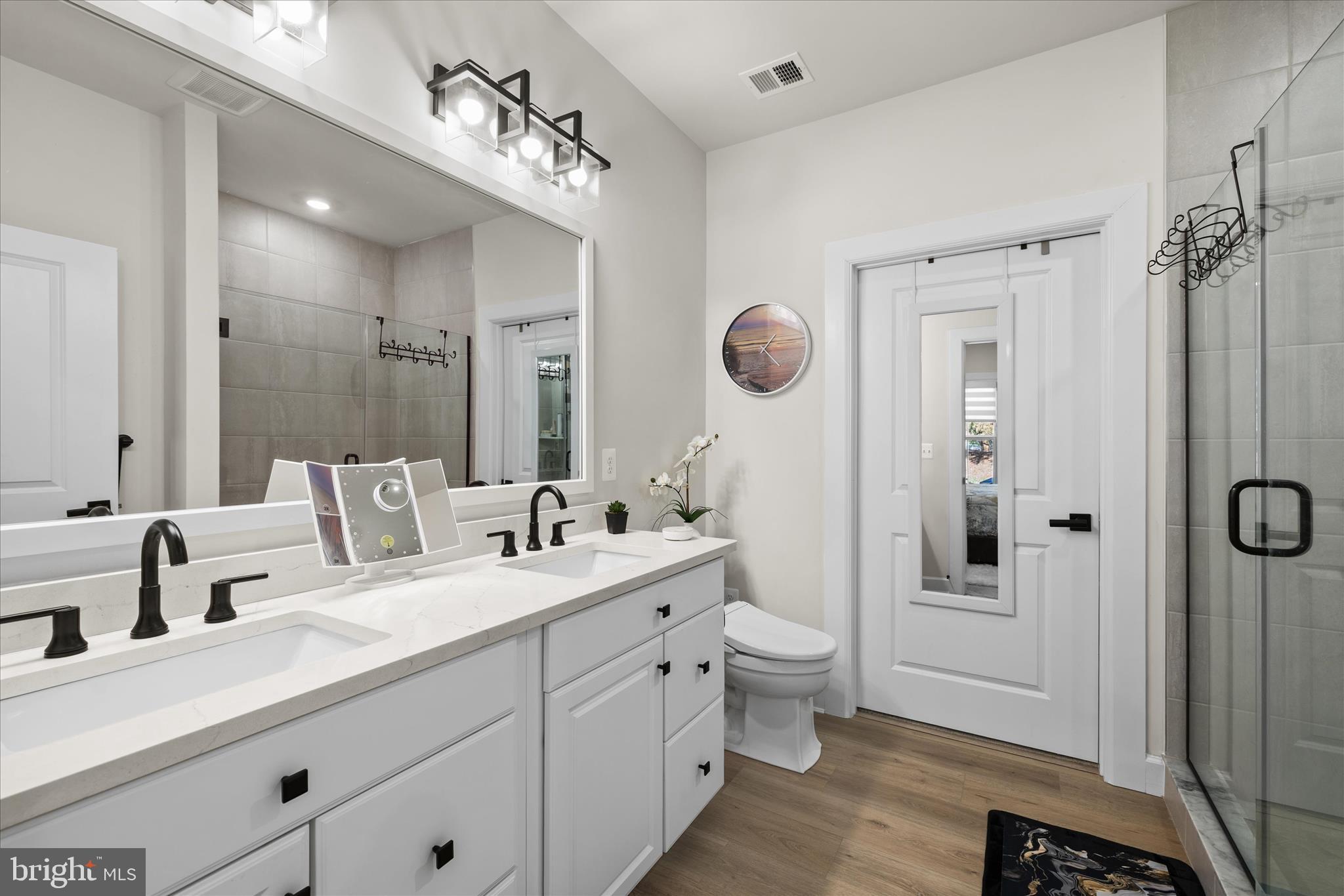 PENINSULA - Residential