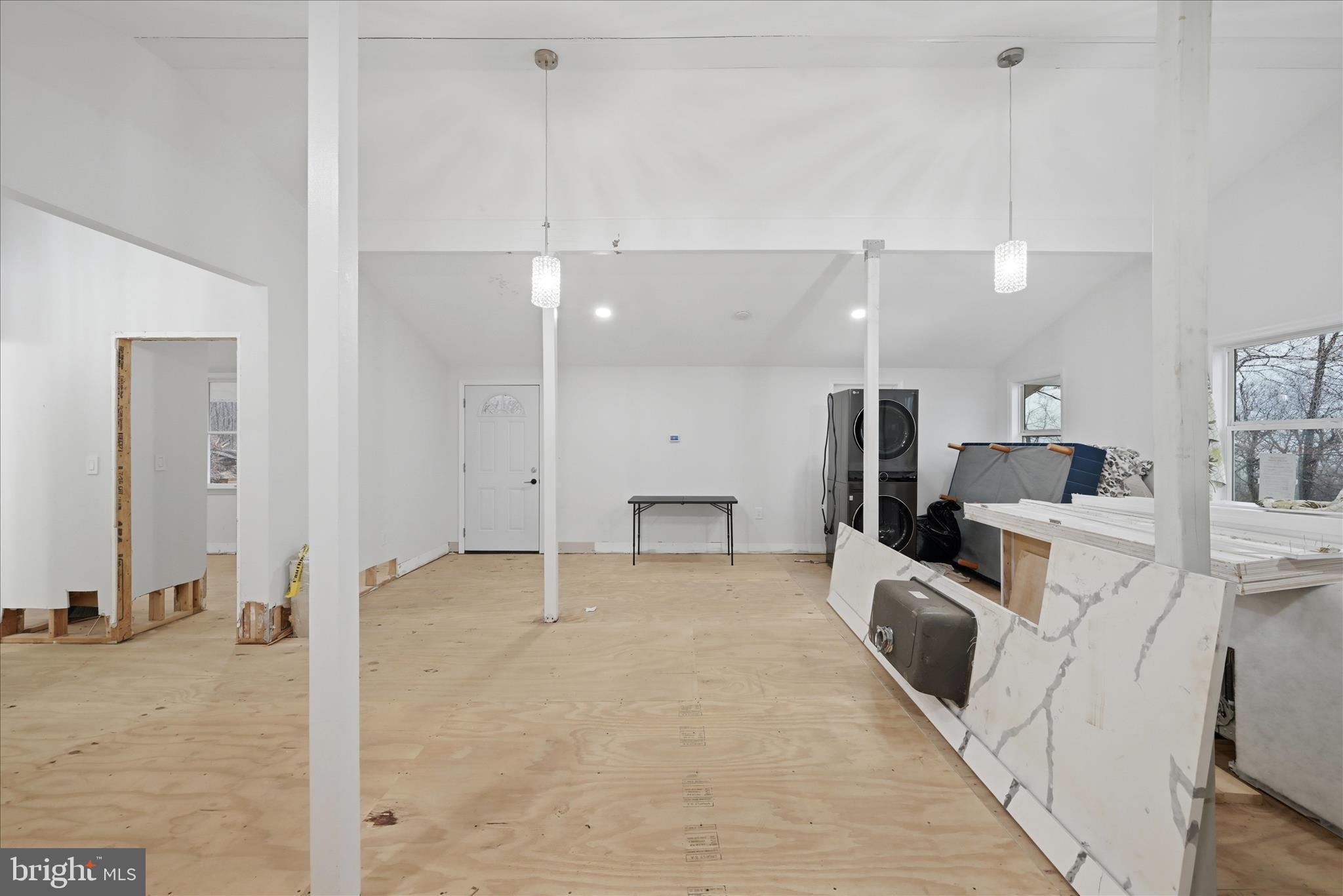 SHAWNEELAND - Residential