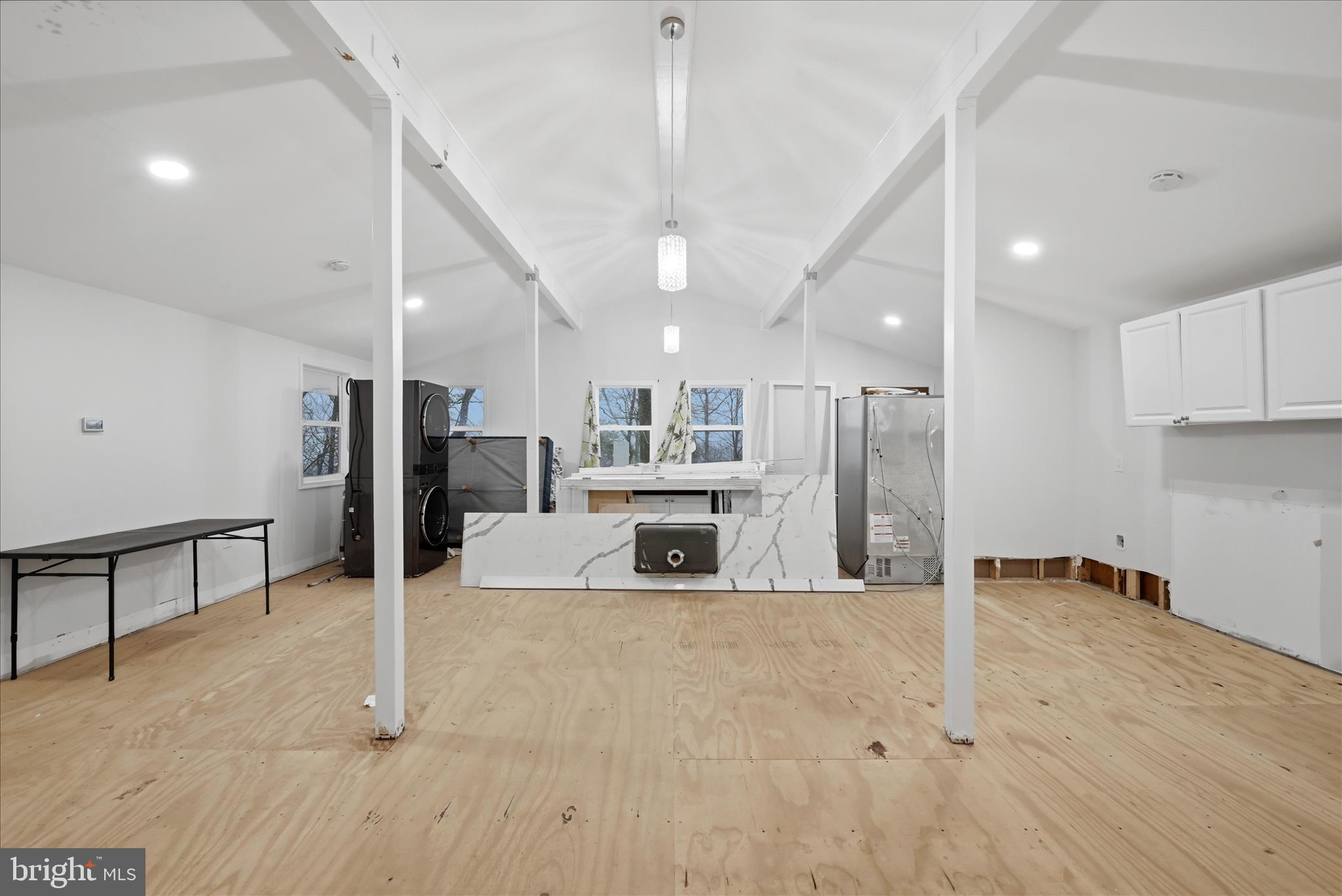 SHAWNEELAND - Residential