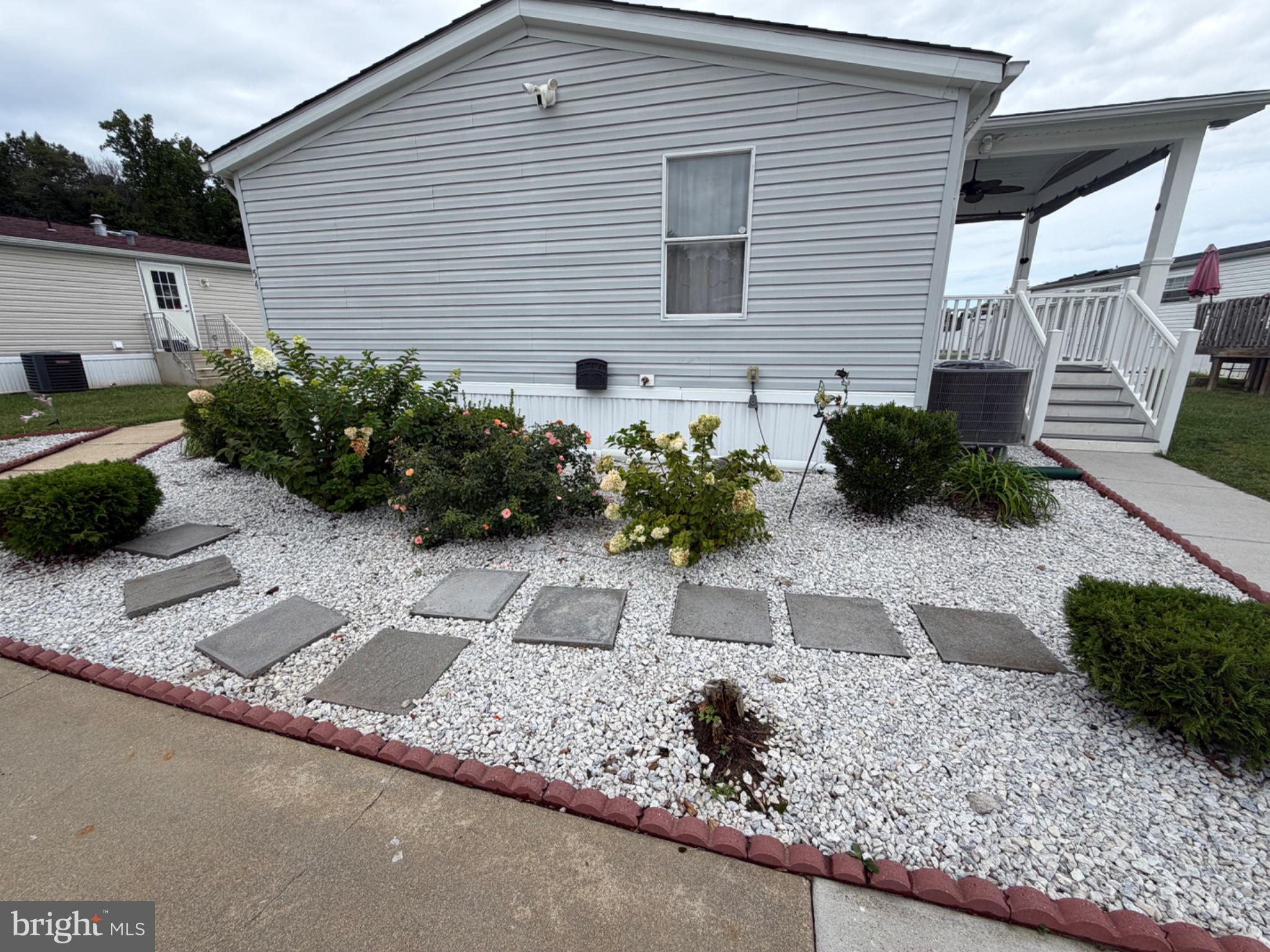 54 S DAYFLOWER COURT