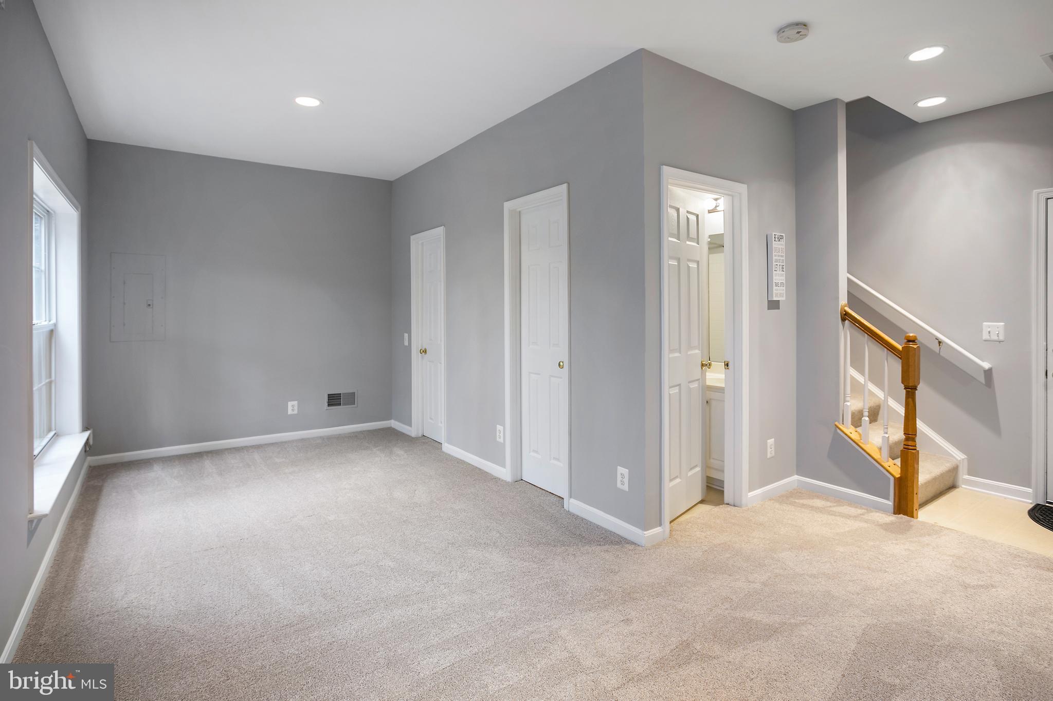 LEONARD PROPERTY - Residential