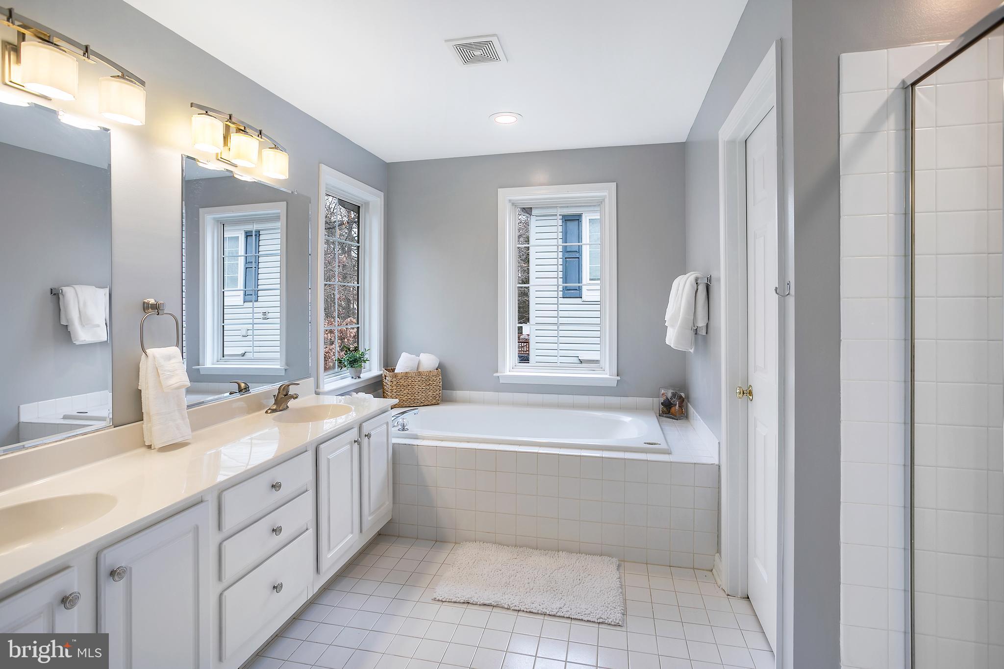 LEONARD PROPERTY - Residential