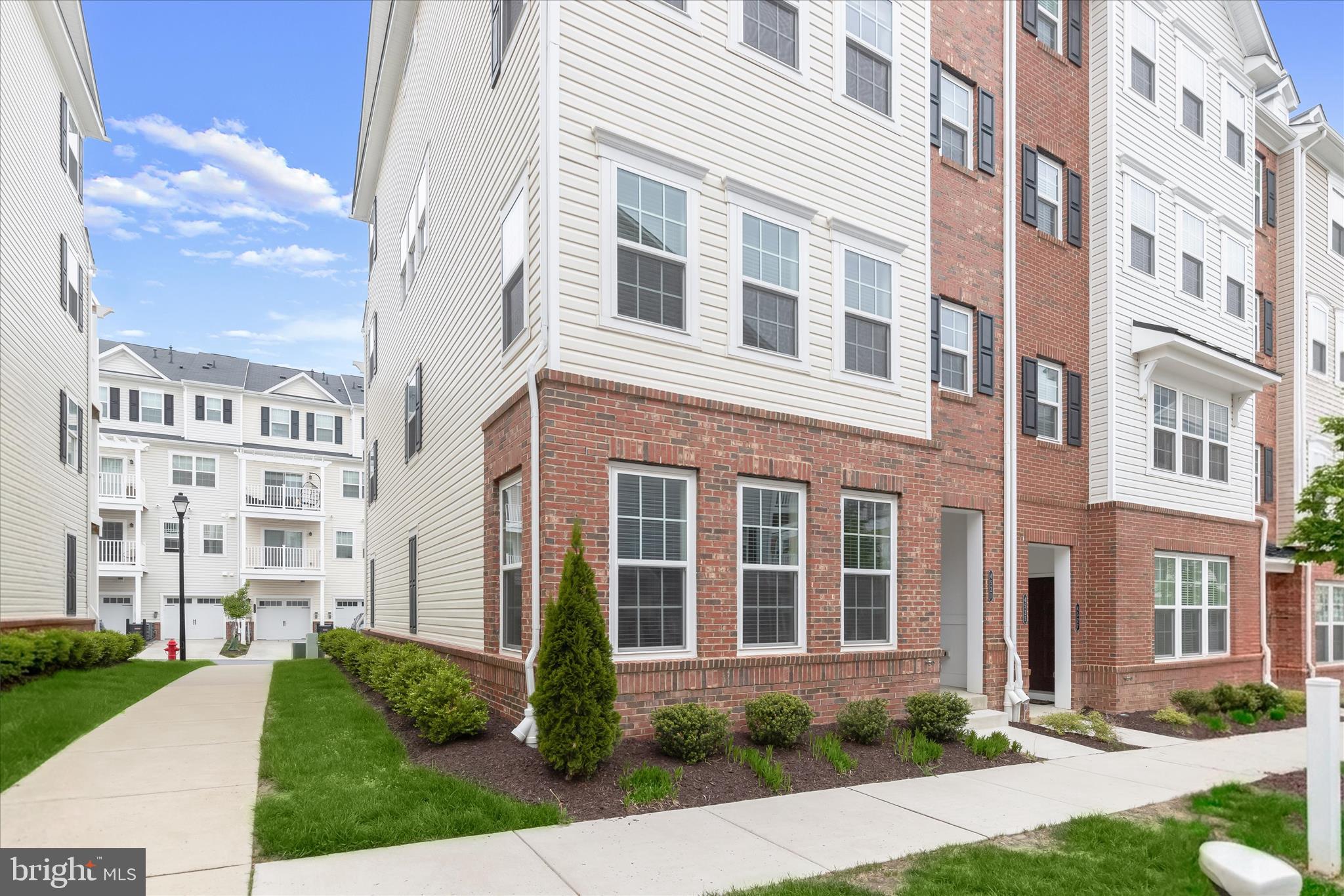 BALLARD GREEN - Residential