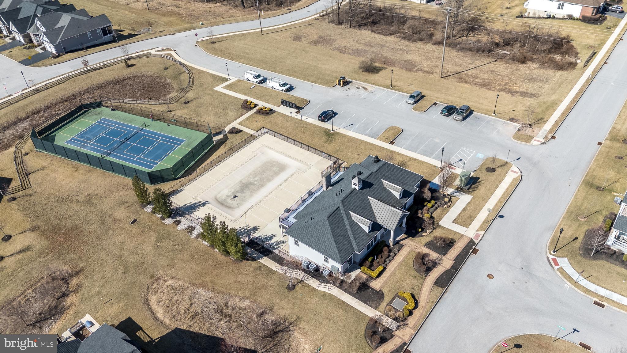 REGENCY AT KIMBER GL - Residential