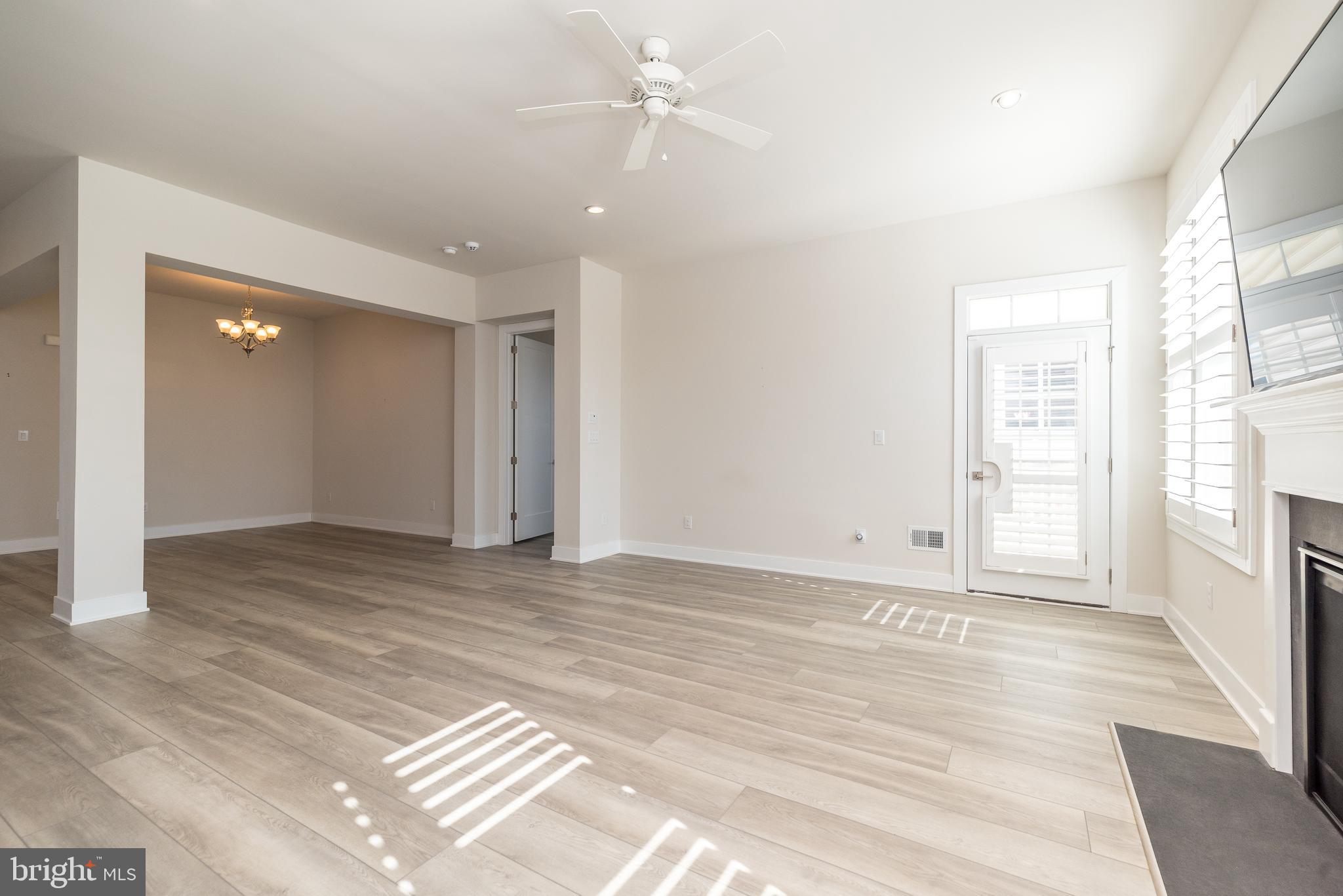 REGENCY AT KIMBER GL - Residential