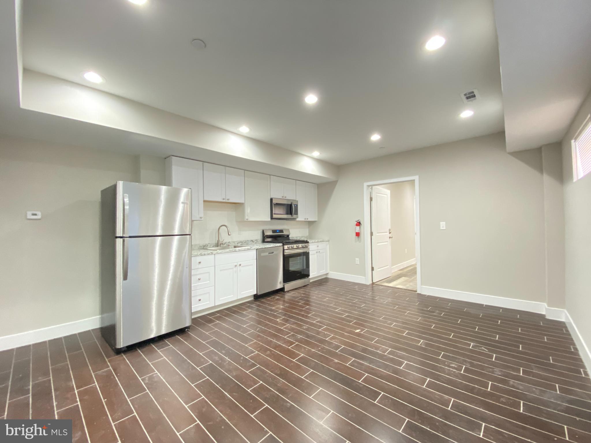 TEMPLE UNIVERSITY - Residential Lease