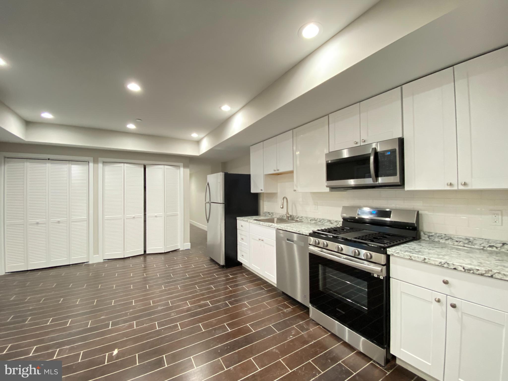 TEMPLE UNIVERSITY - Residential Lease