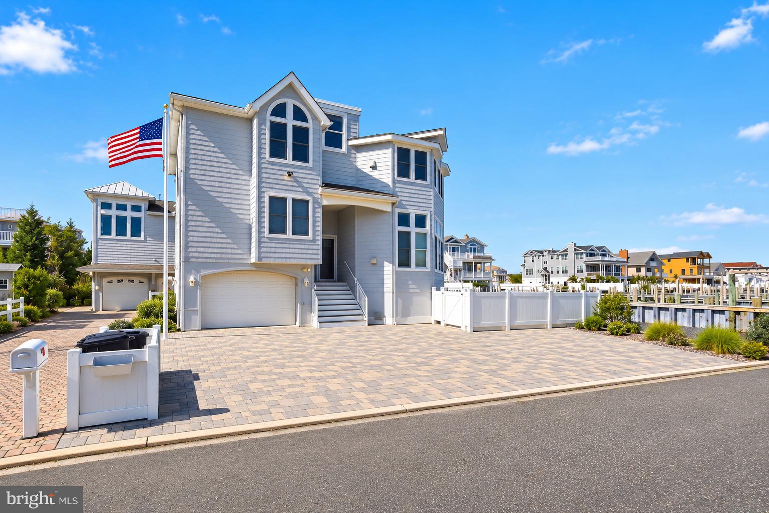 386 N 5TH