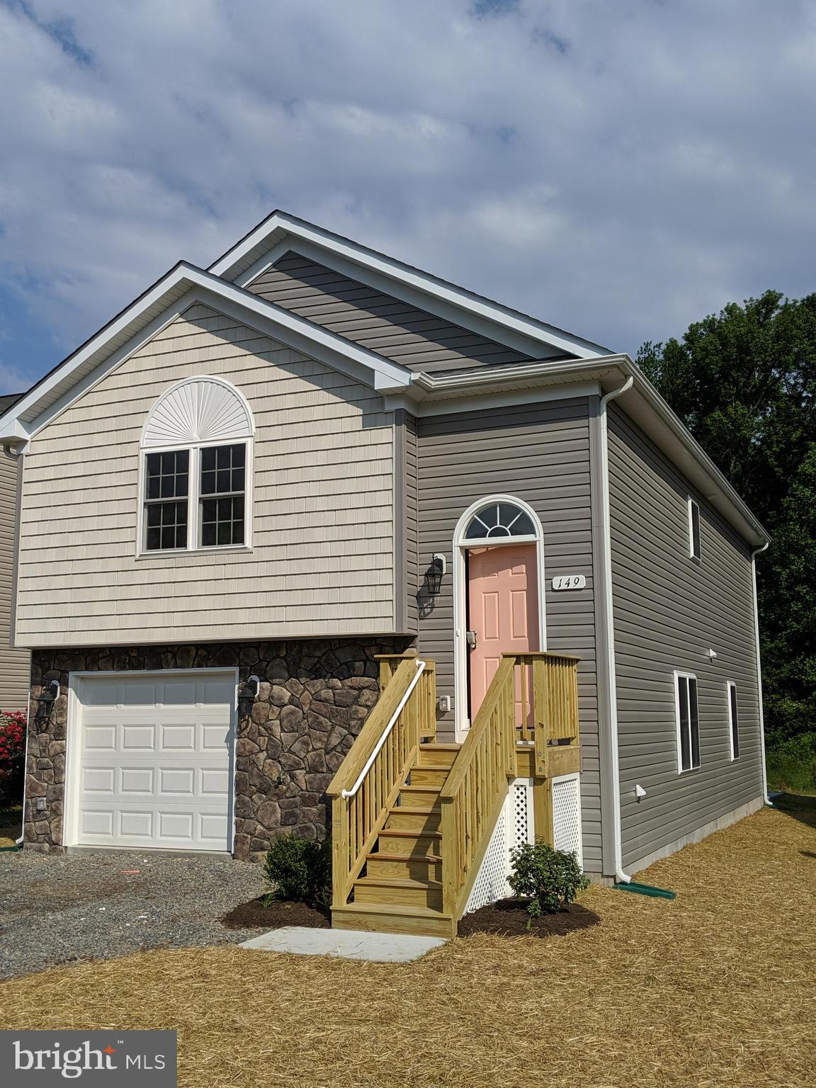 SWALLOW ESTATES - Residential