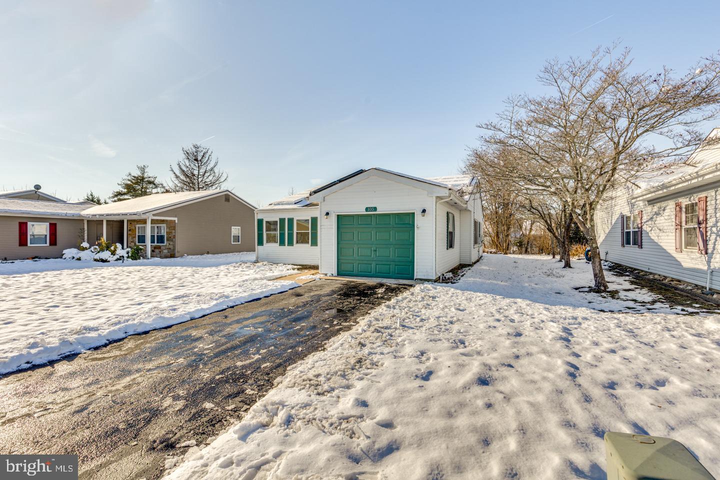 105 HUNTINGTON DRIVE