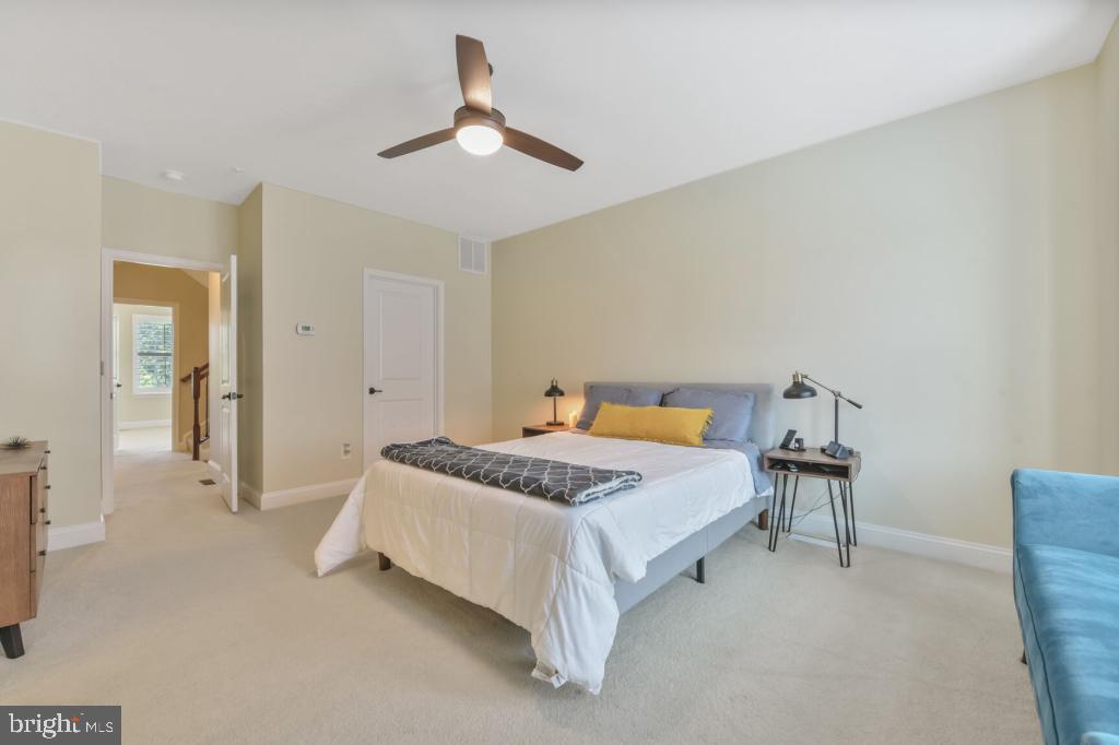 CRESCENT PLACE - Residential