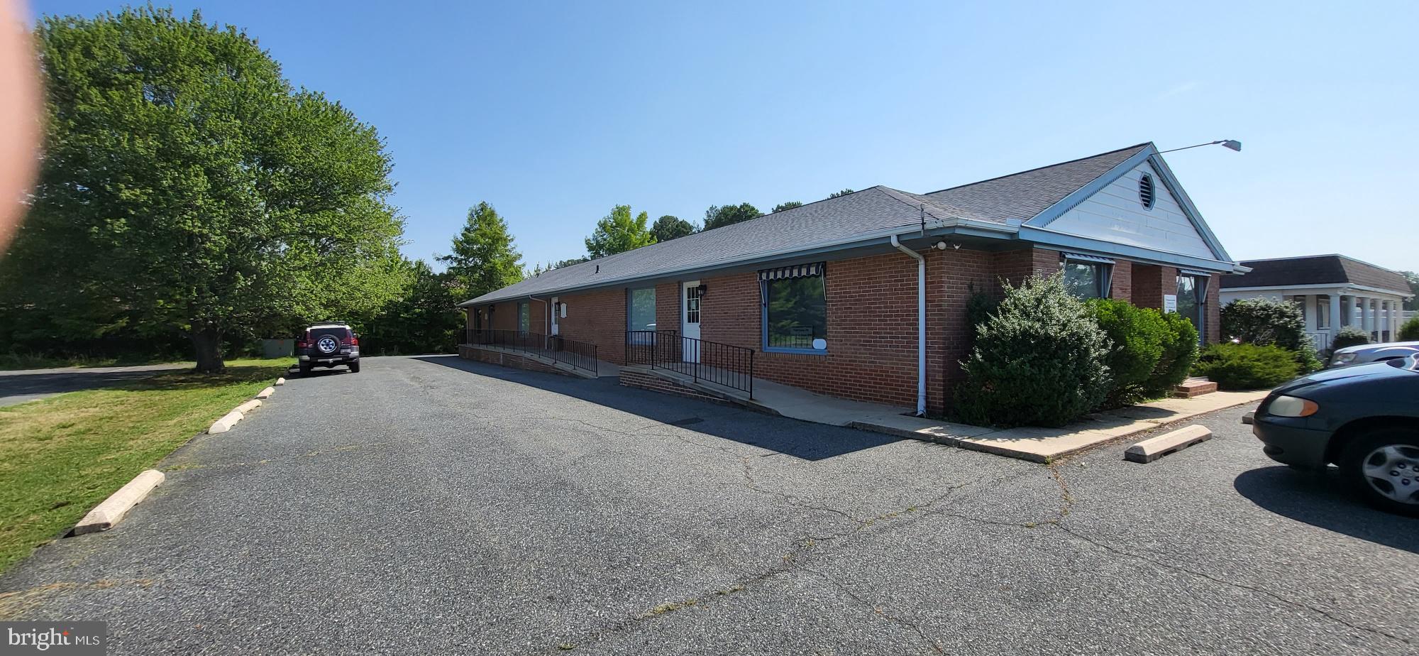 Sought after office or medical condo unit just off Rt 50 in the heart of the Easton medical professional area.
Newer HVAC and roof. Already set up with reception area, waiting room, 4 exam or offices 2 baths, kitchen area and storage. Convenient to downtown Easton, rt 50 and Easton Hospital.