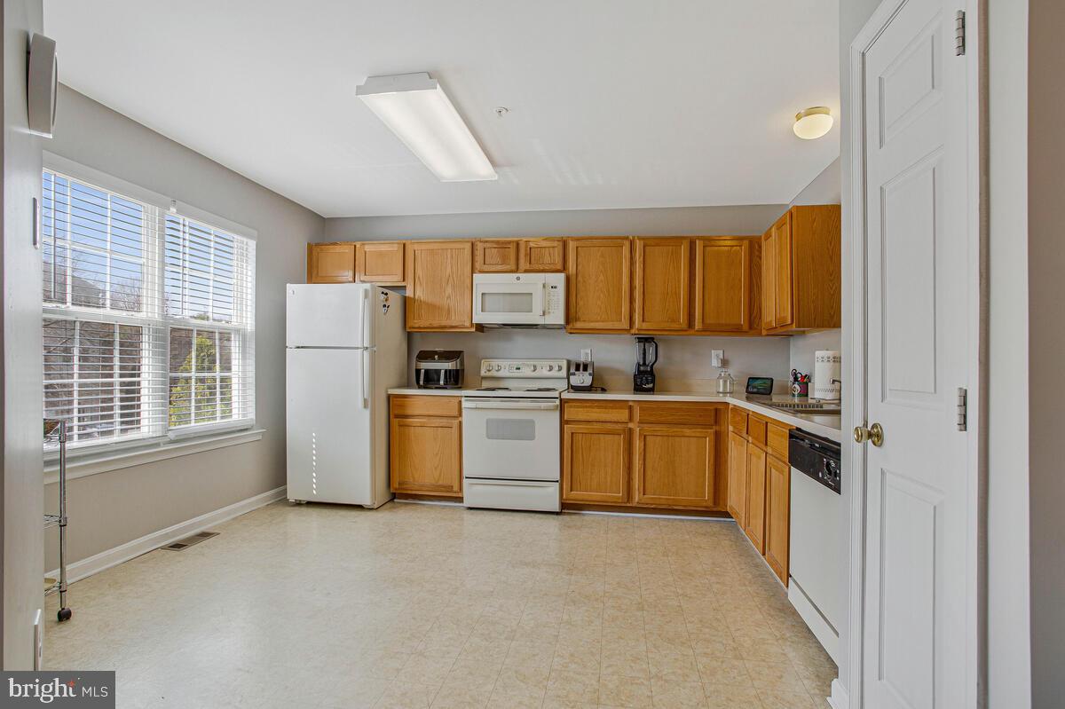 ANNAPOLIS WALK - Residential