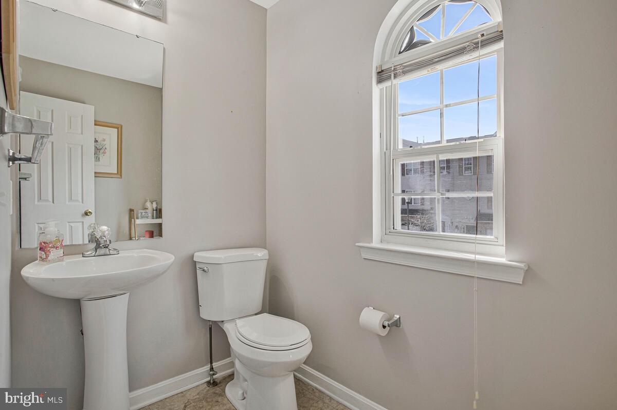 ANNAPOLIS WALK - Residential