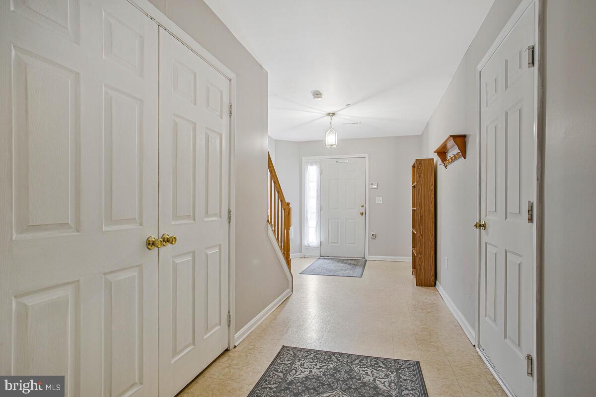 ANNAPOLIS WALK - Residential