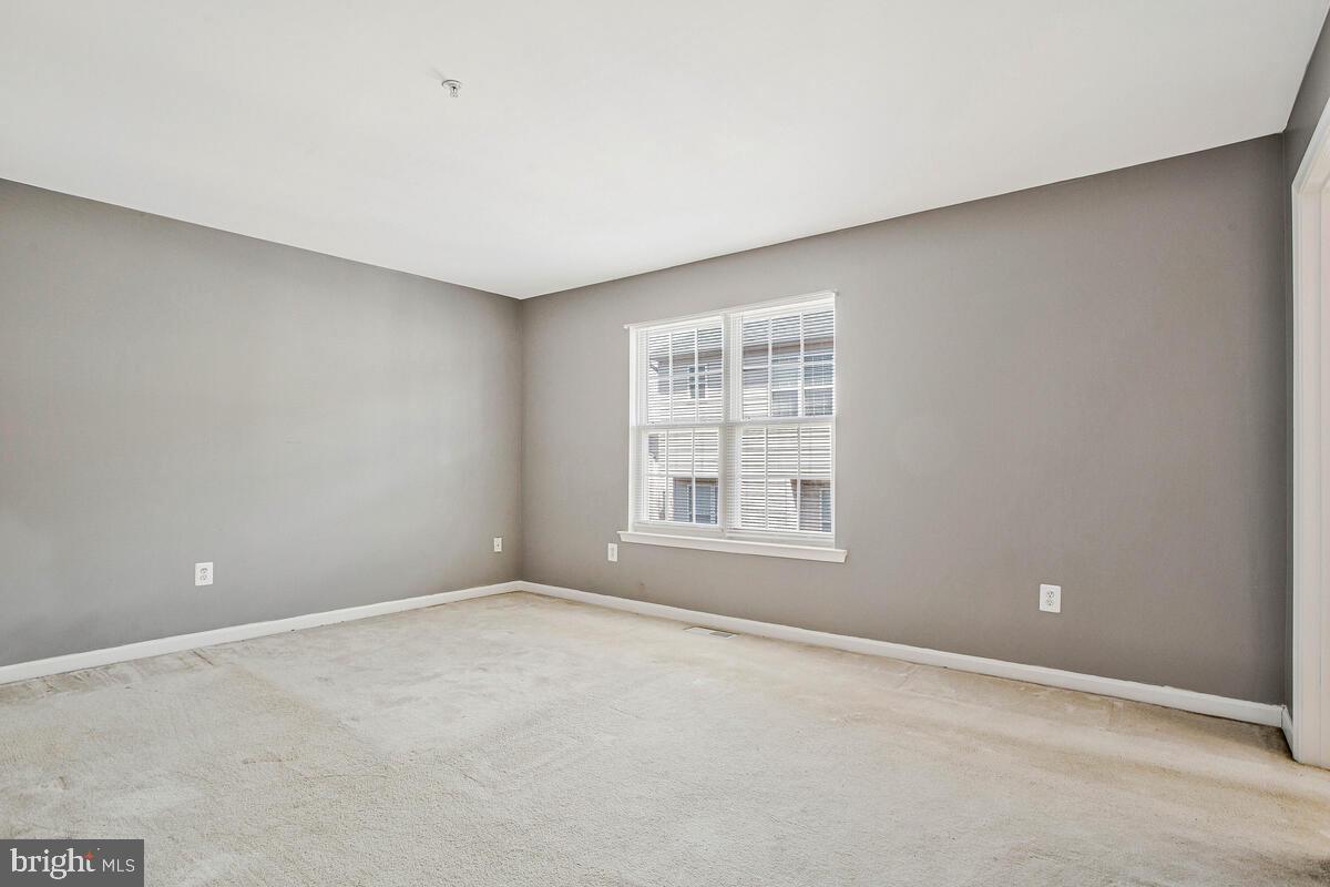 ANNAPOLIS WALK - Residential