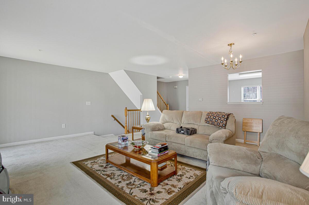 ANNAPOLIS WALK - Residential