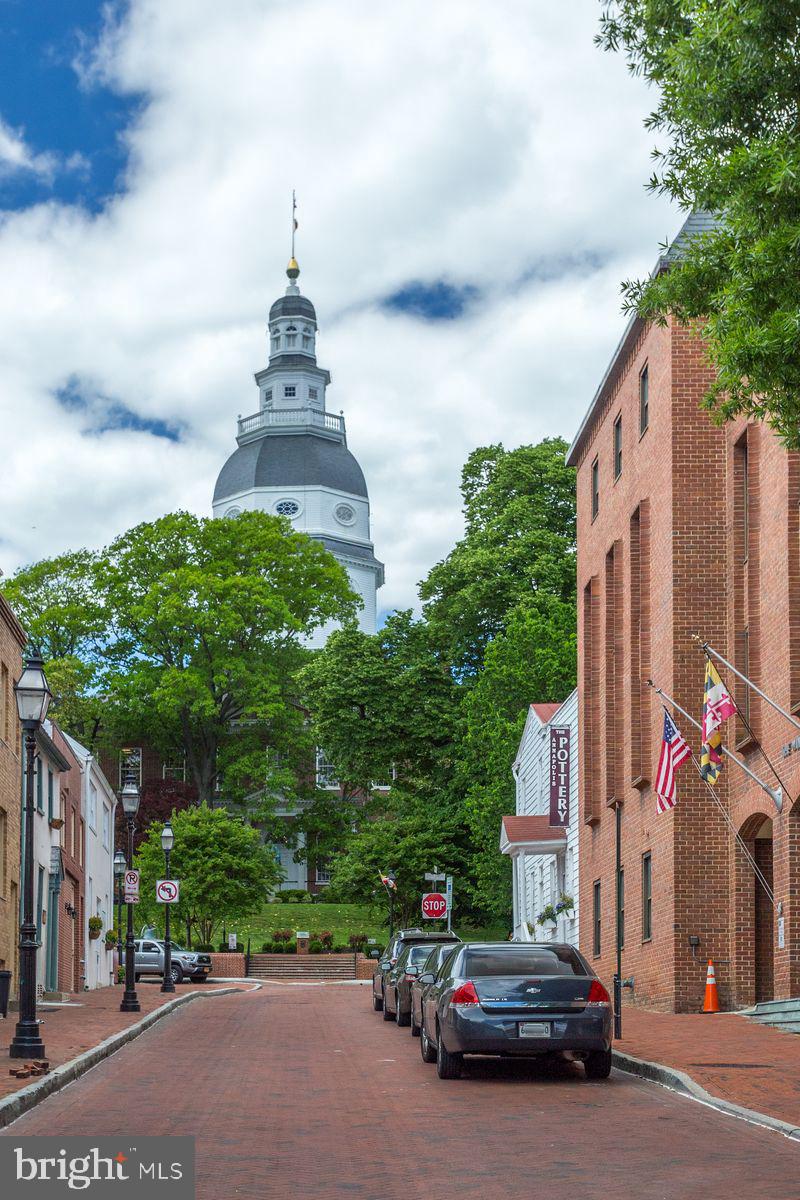ANNAPOLIS WALK - Residential