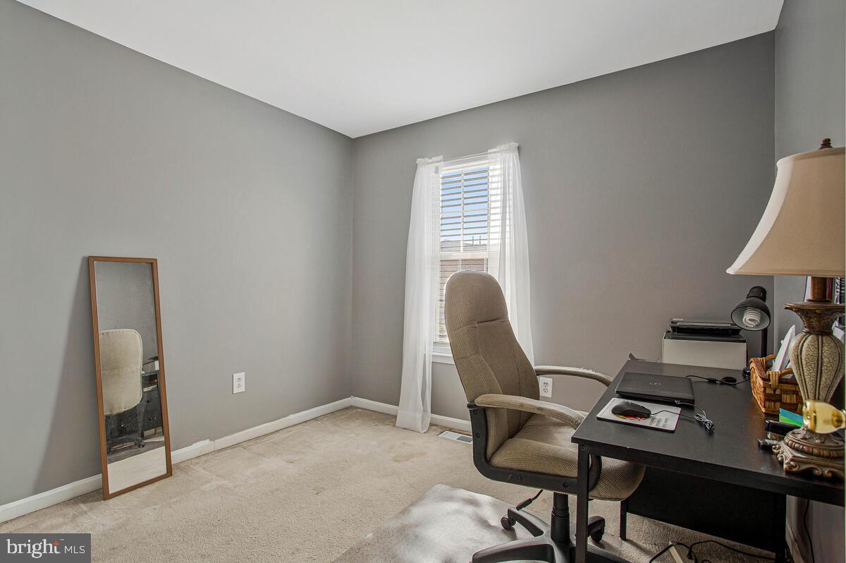 ANNAPOLIS WALK - Residential