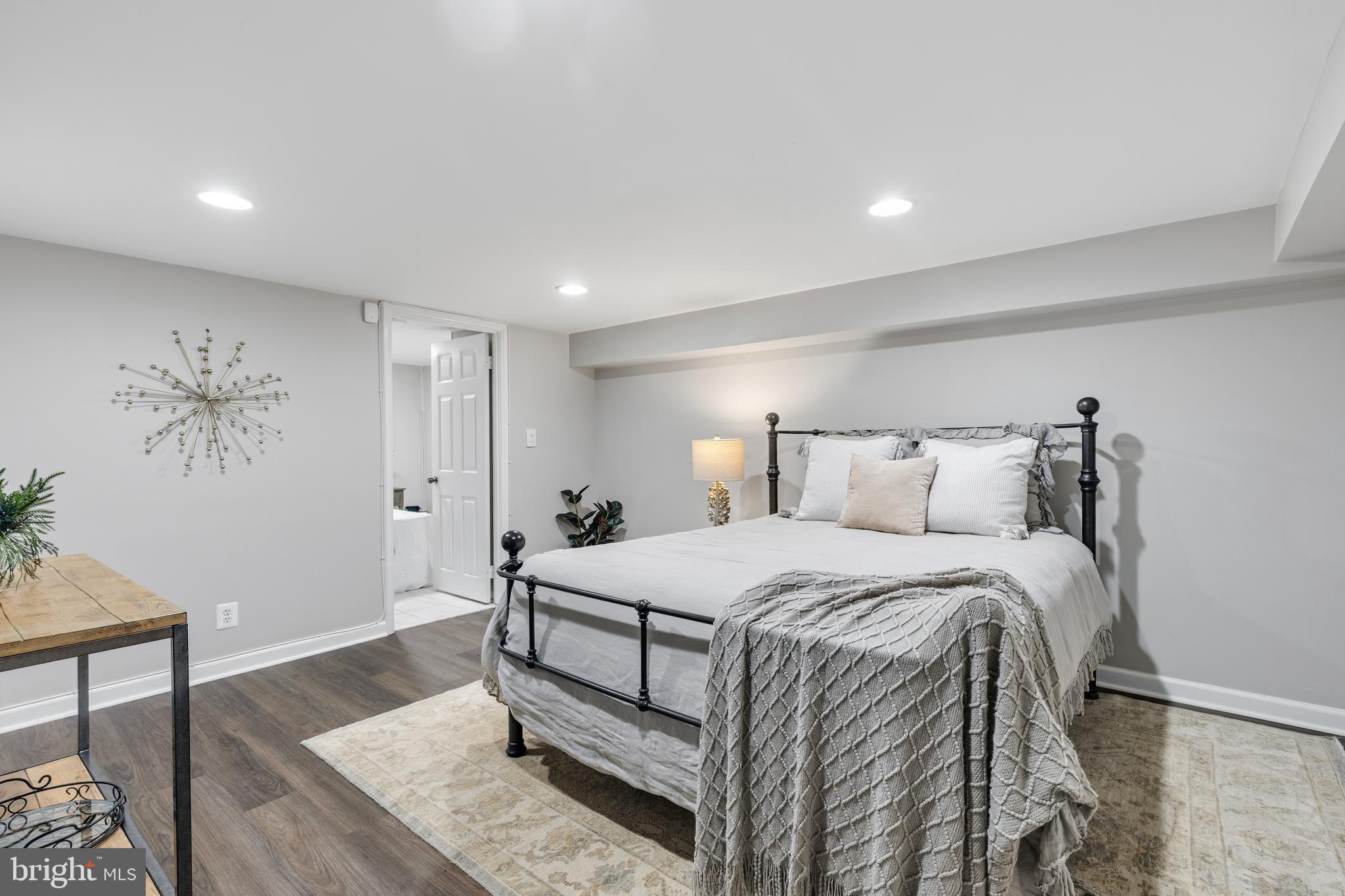 FAIRLINGTON VILLAGES - Residential