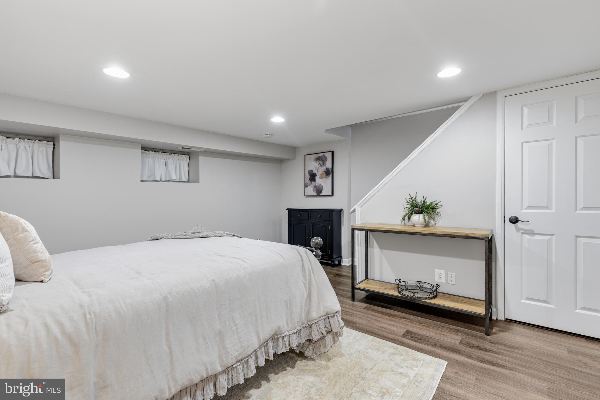 FAIRLINGTON VILLAGES - Residential